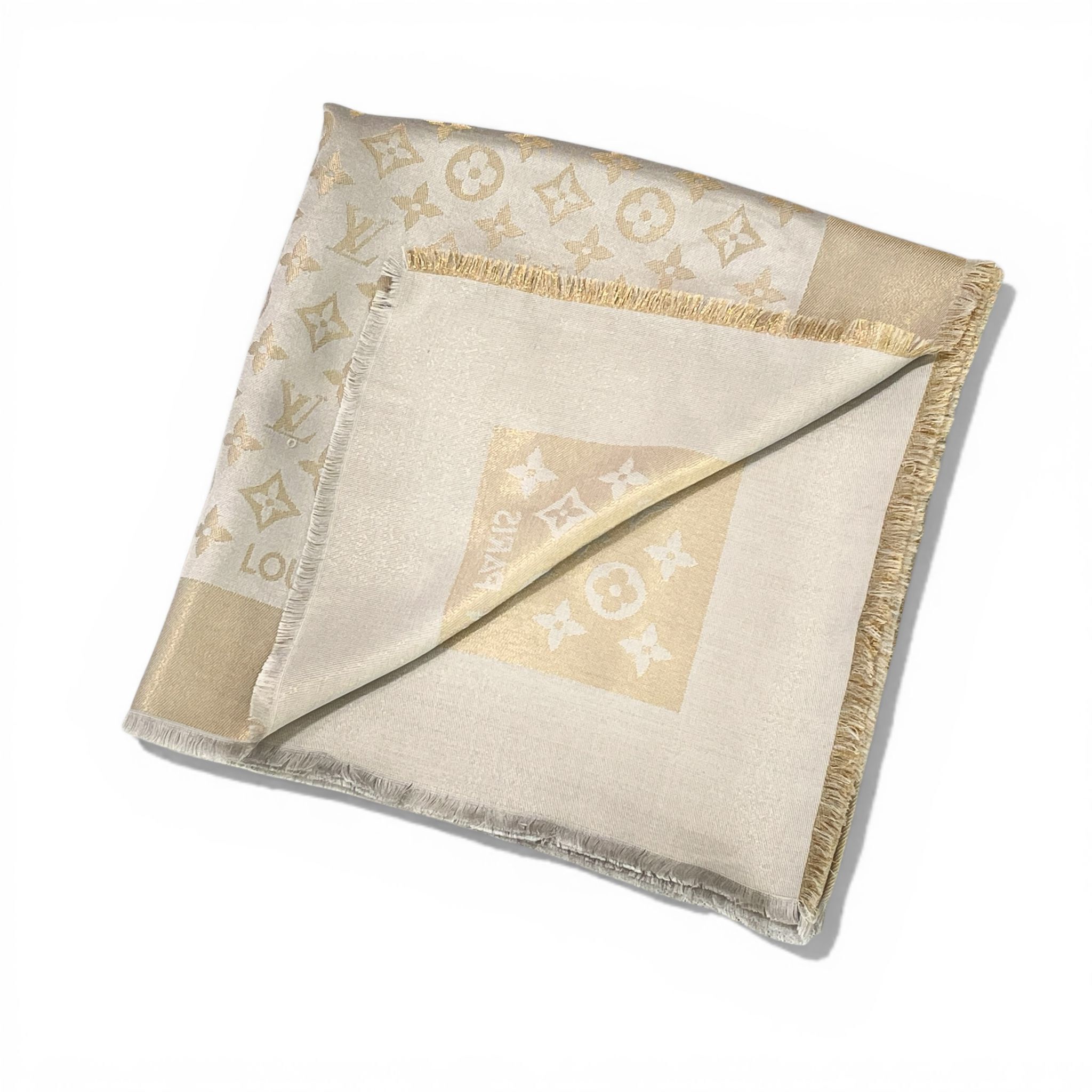 全新LV圍巾/披肩 M75121 142x142cm 金邊米灰色MONOGRAM SHINE #BRAND NEW #香榭站正品