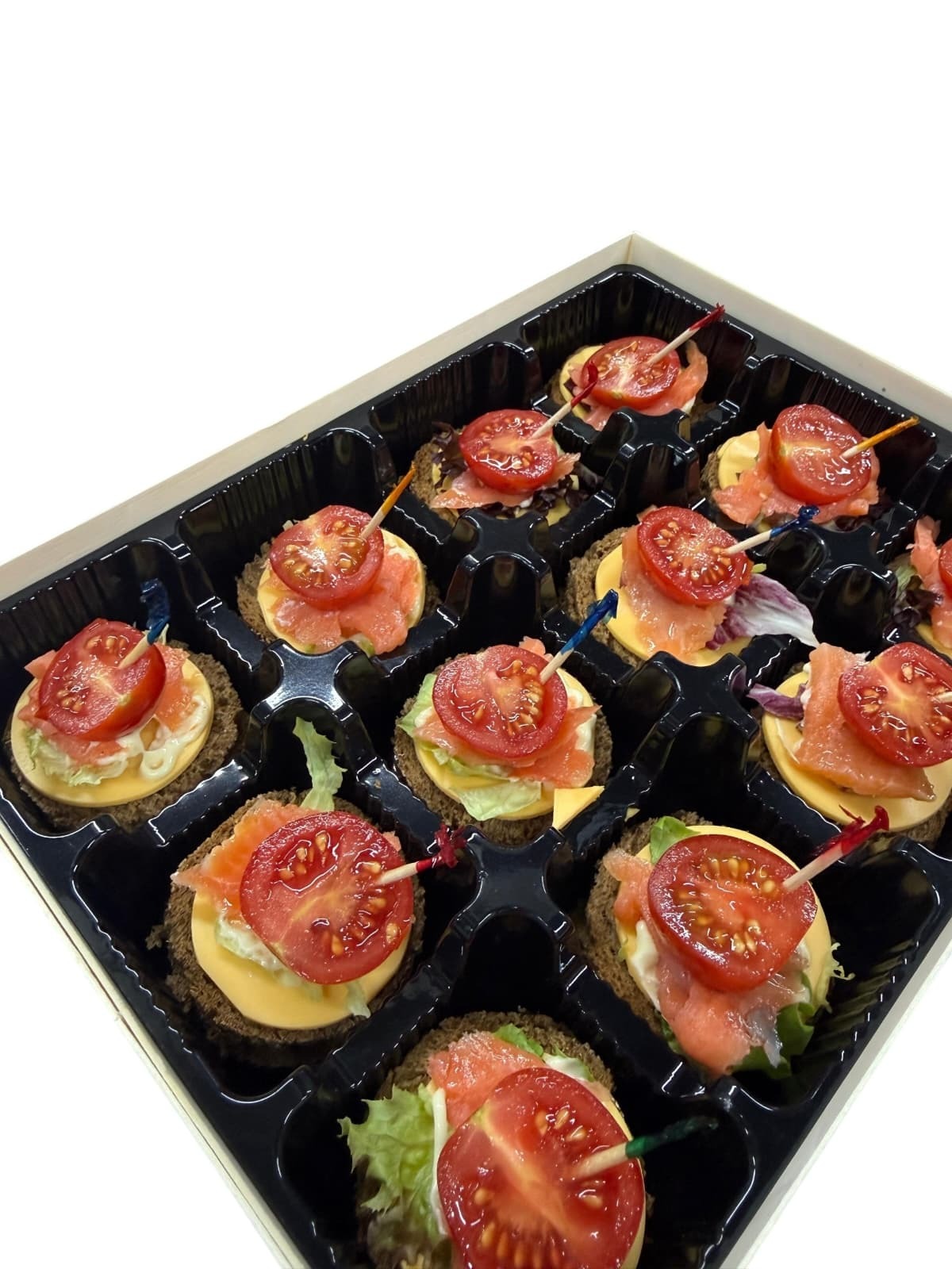 迷你芝士煙三文魚黑糖裸麥多士