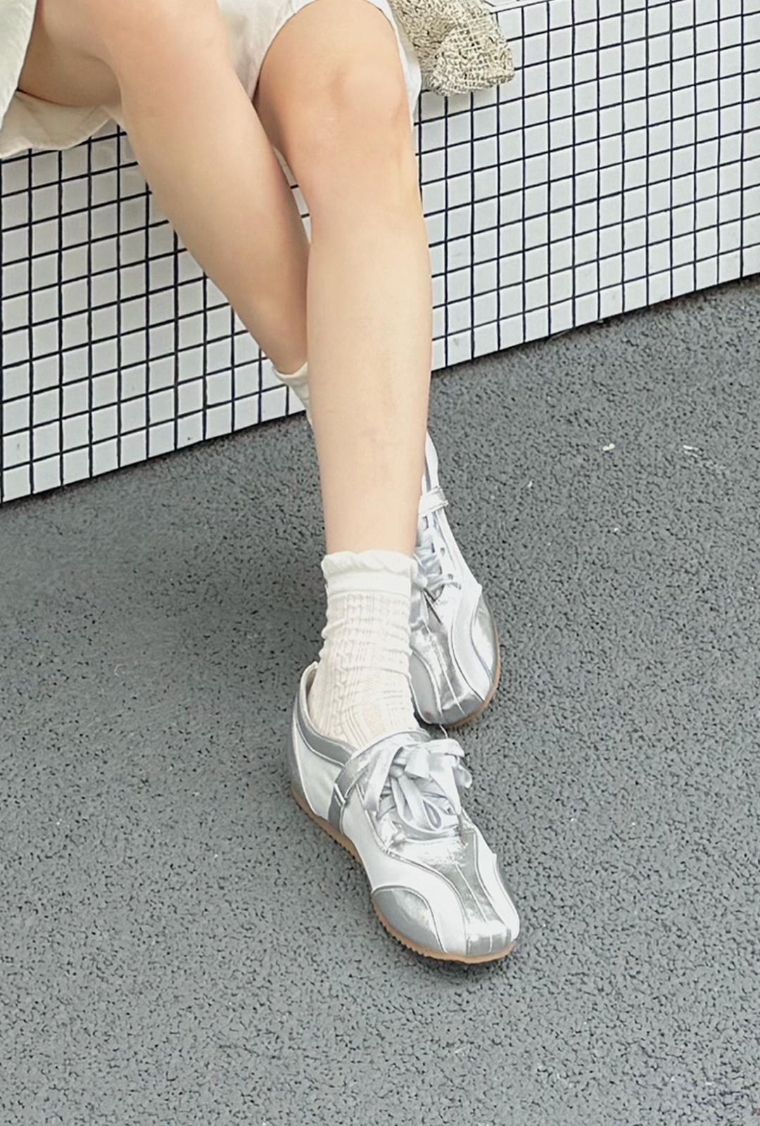 IU15-韓妞感緞帶拼接平底鞋