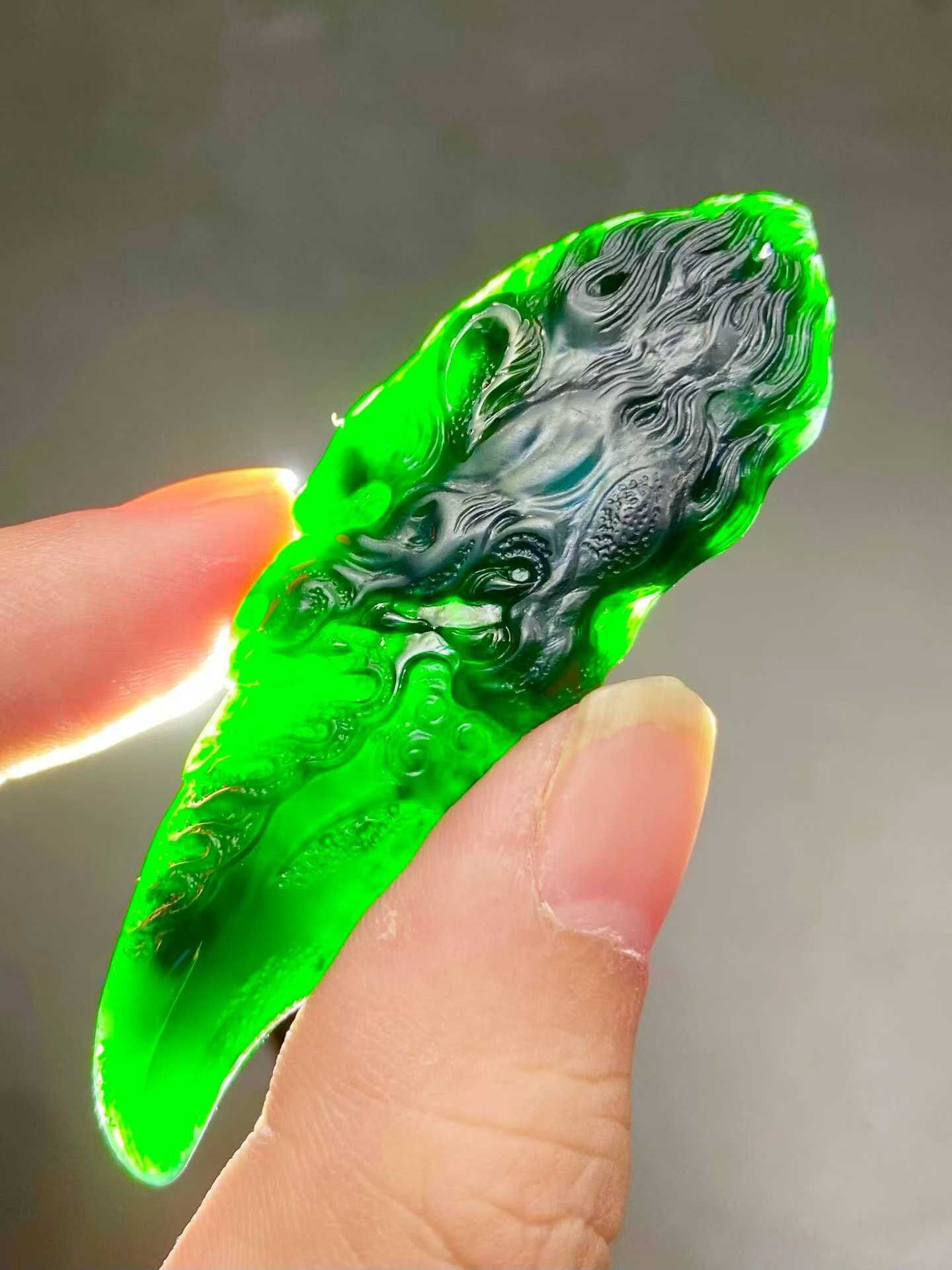 翡翠墨翠龍牙,天然翡翠A玉, 緬甸玉, Jade, Jadeite