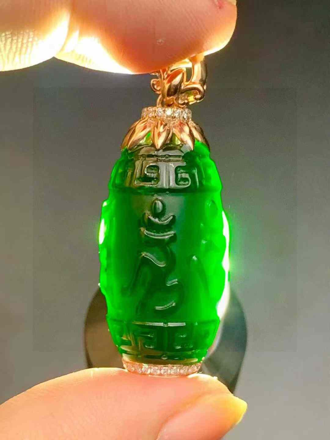 3295957 翡翠墨翠路路通