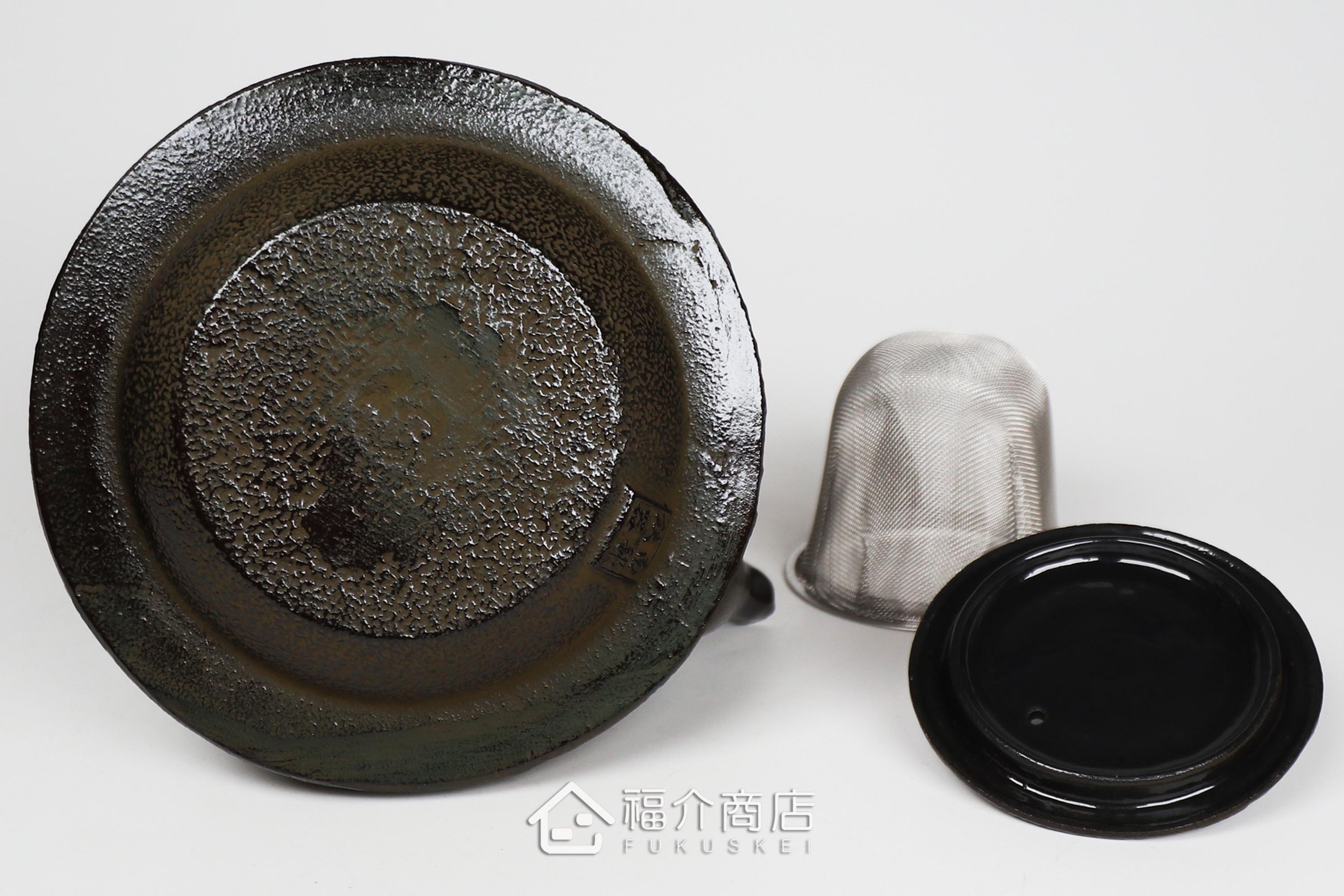 岩戶鑄工所製作的日本泡茶壺,茶色櫻花造型壺身