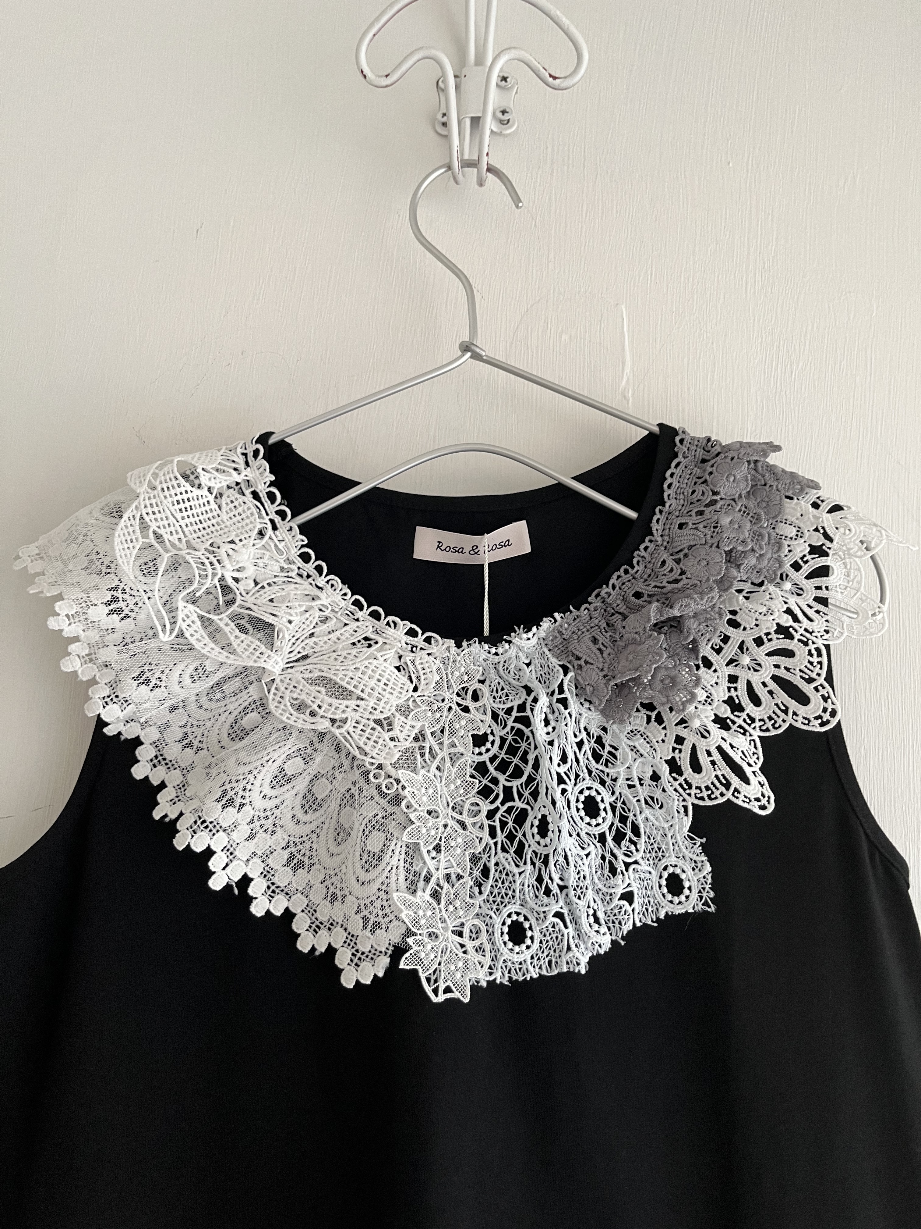 Rose &Rose黑色刺繡鈎花領背心