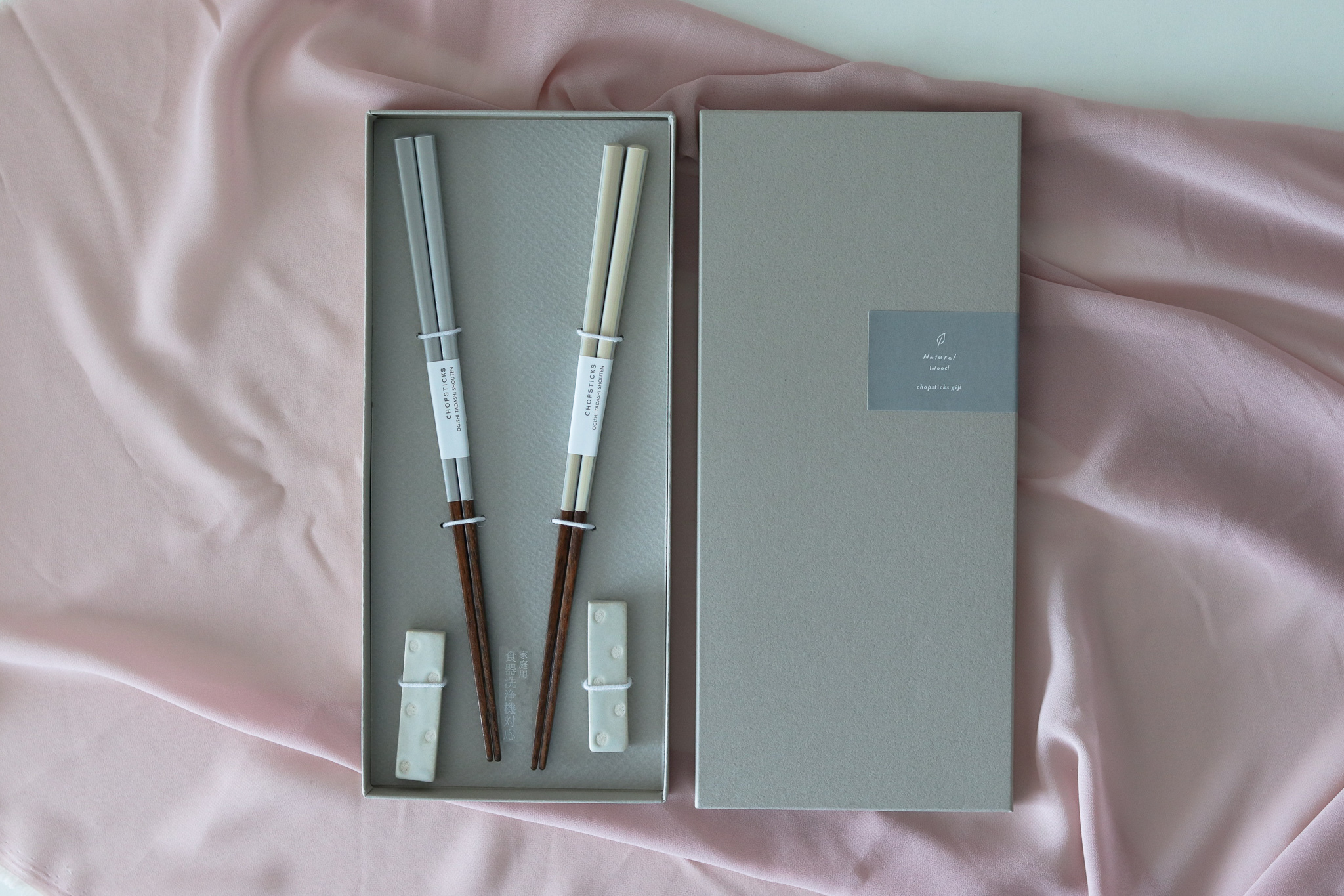 日本 Natural Day 夫妻筷+點點筷架 禮盒組  新婚禮物 喬遷禮