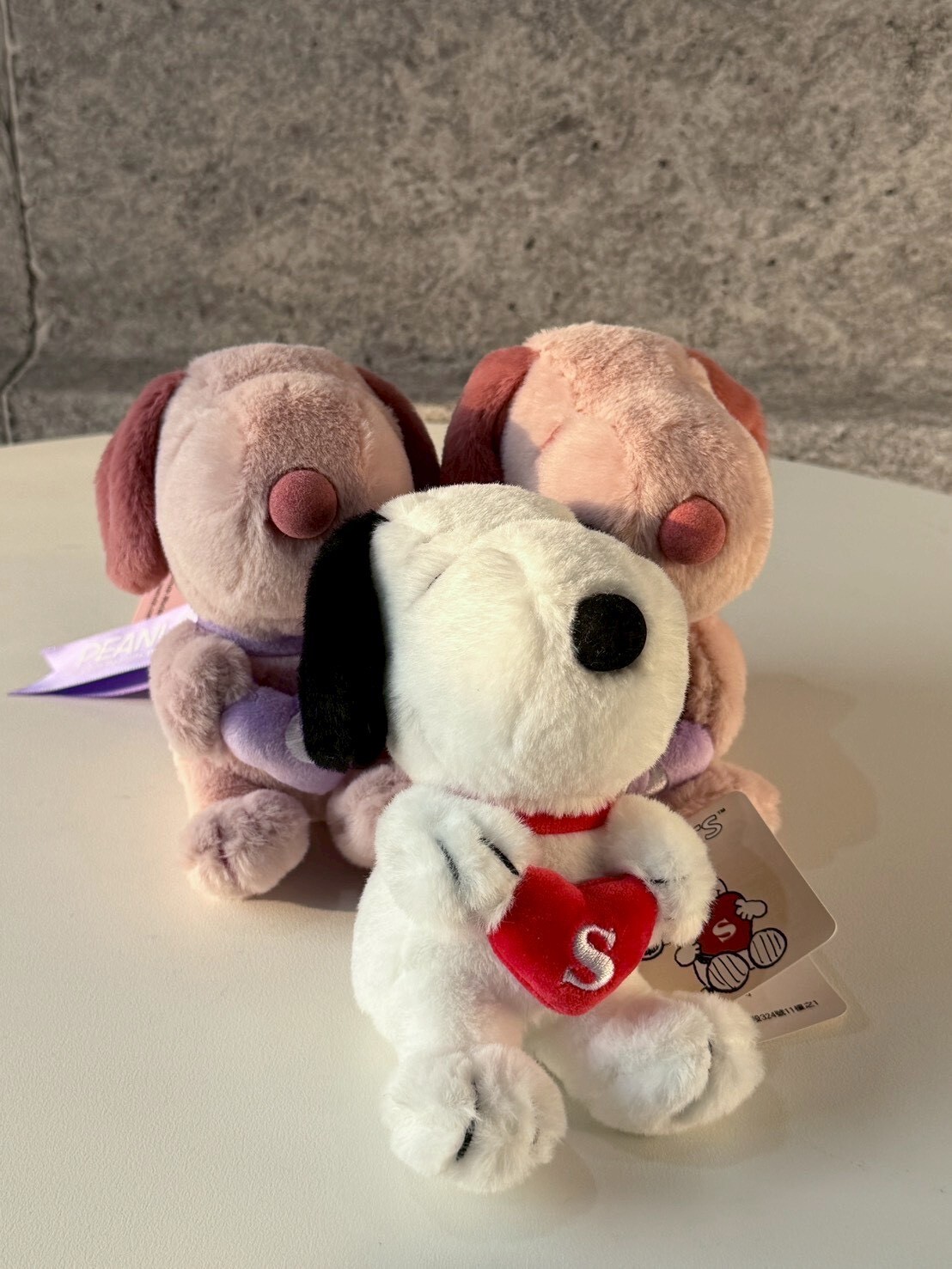 史努比 Snoopy 限定款配色 愛心毛絨吊飾 娃娃