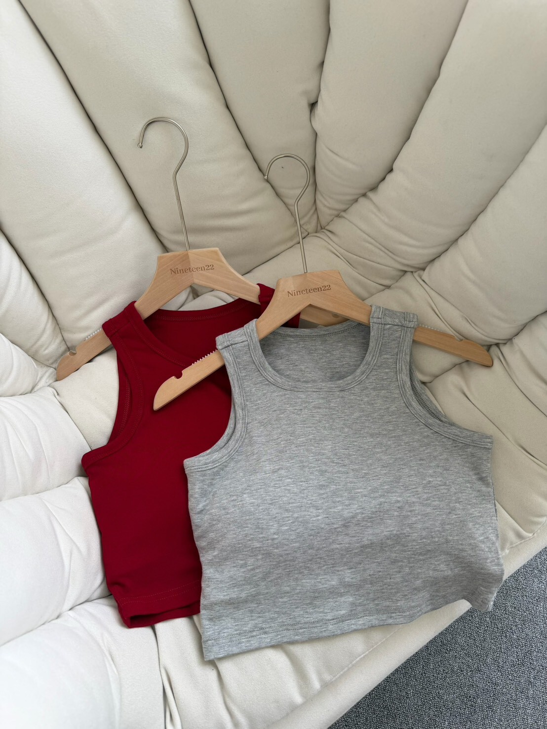 必備款彈力短版BRATOP