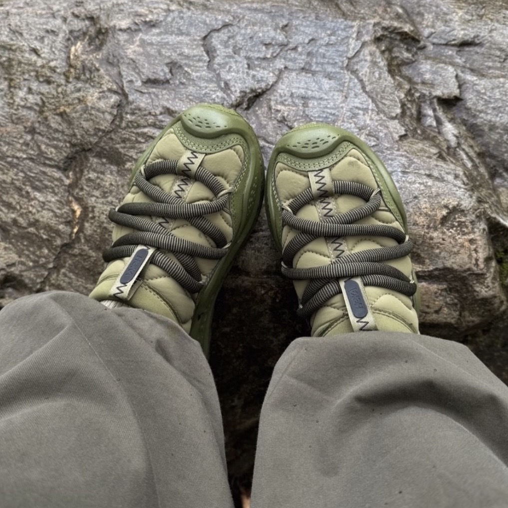 HOKA ONE ONE ORA PRIMO 墨綠 復古 懶人鞋 拖鞋 舒適 烏龍麵 毛毛蟲鞋 1141570-FFR