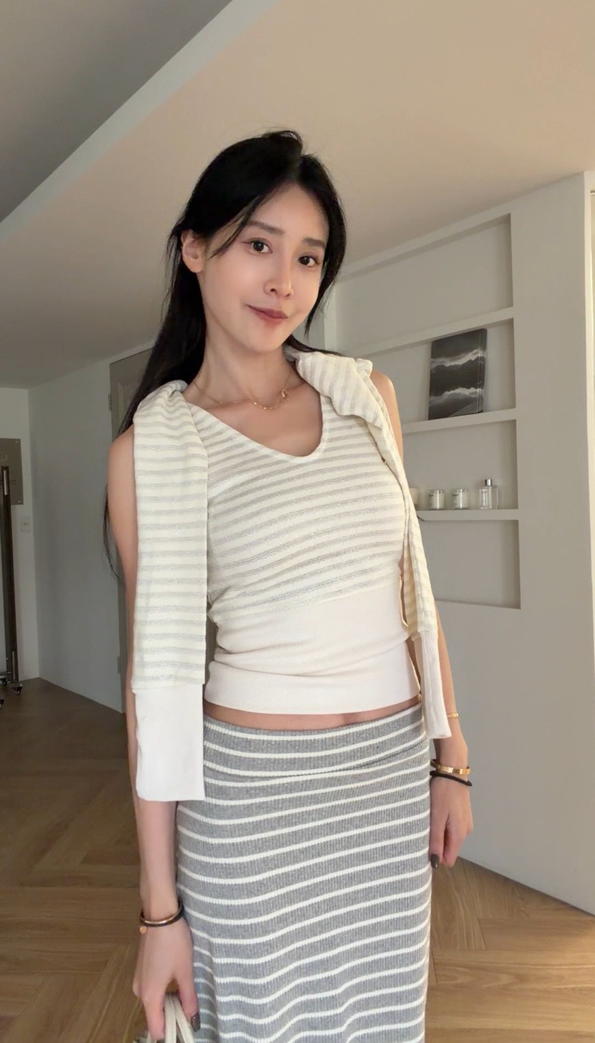 *必買套裝*｜韓國｜V領背心+外套條紋套裝