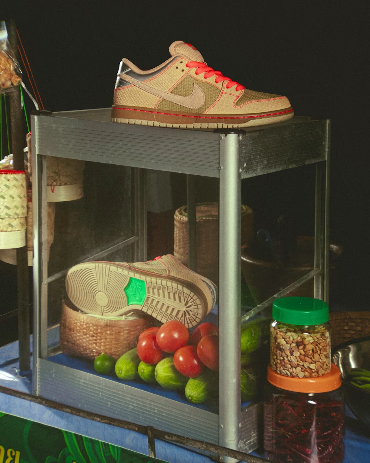 Nike SB Dunk "Som Tum" 青木瓜沙拉 男鞋 IB6206-701