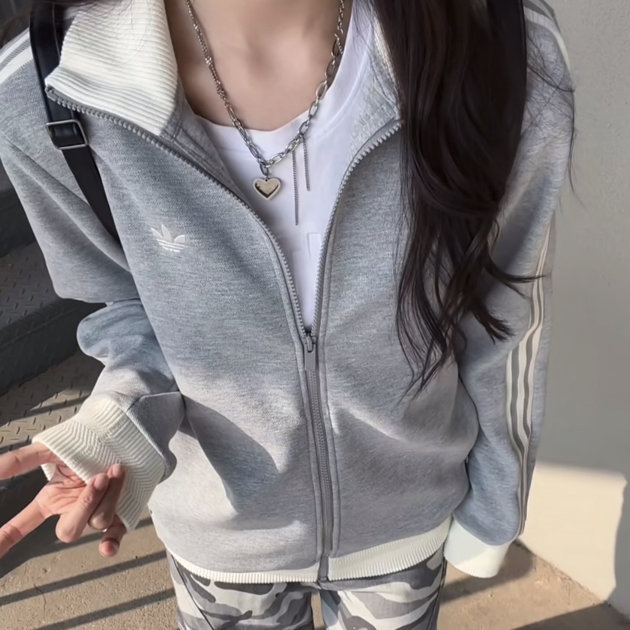 ADIDAS ORIGINALS TRACK TOP CLASSIC 灰色 休閒 外套 三線 三葉草 KY8455