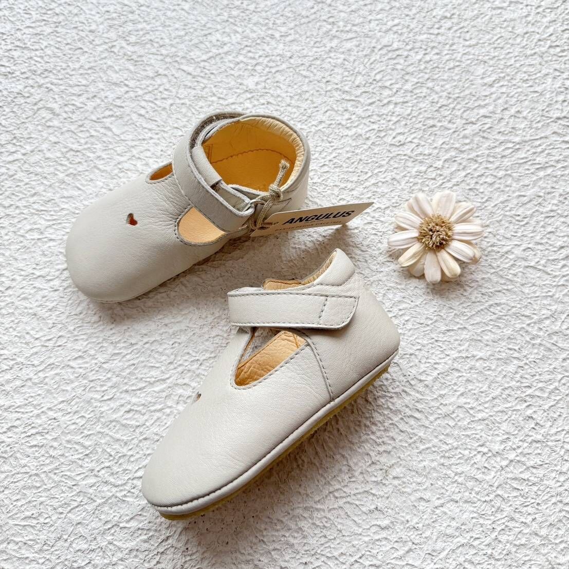 ANGULUS 魔鬼氈愛心學步鞋 Prewalker with heart and velcro closure - Oatmilk