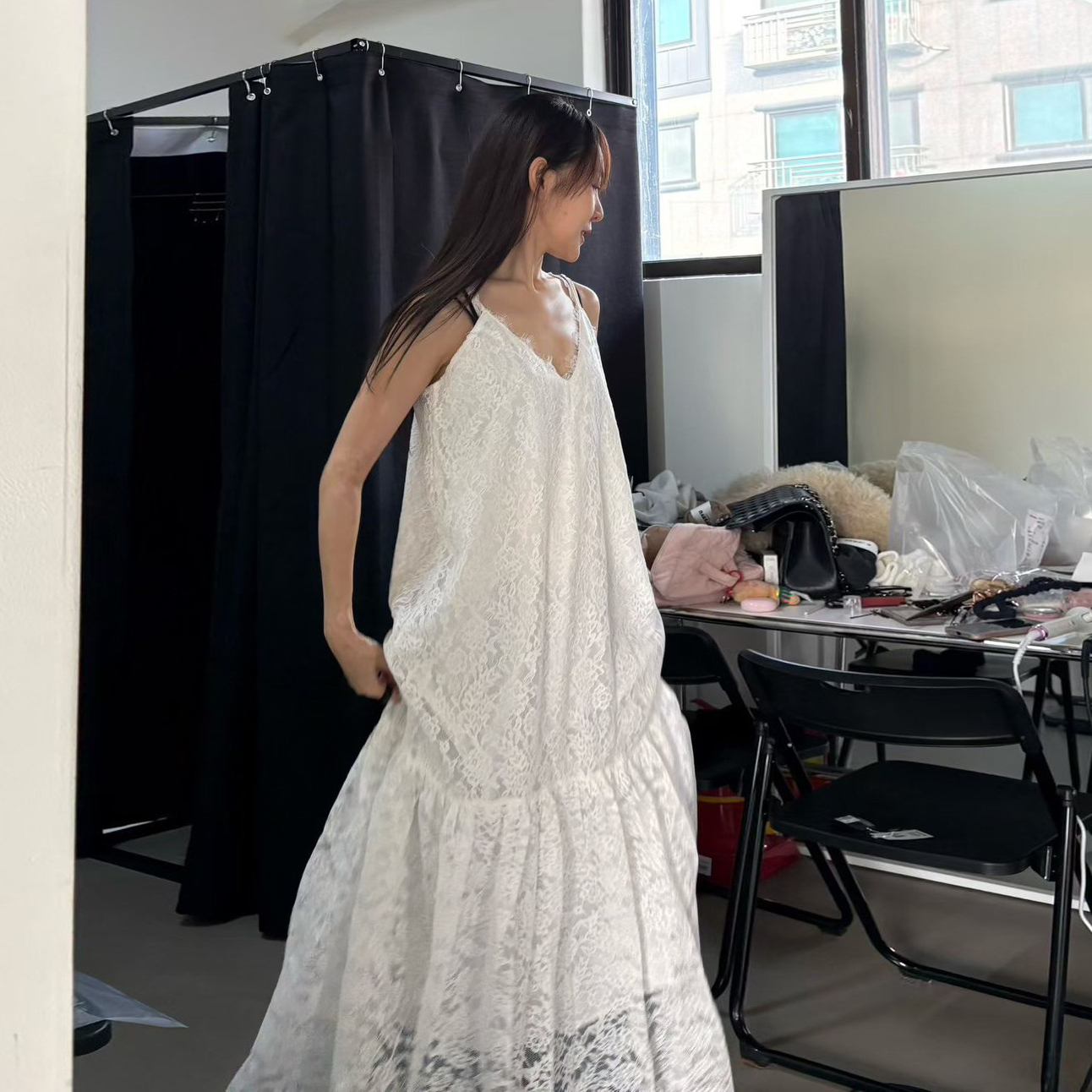 浪漫女子細肩帶魚尾裙擺蕾絲長洋裝 / 2色