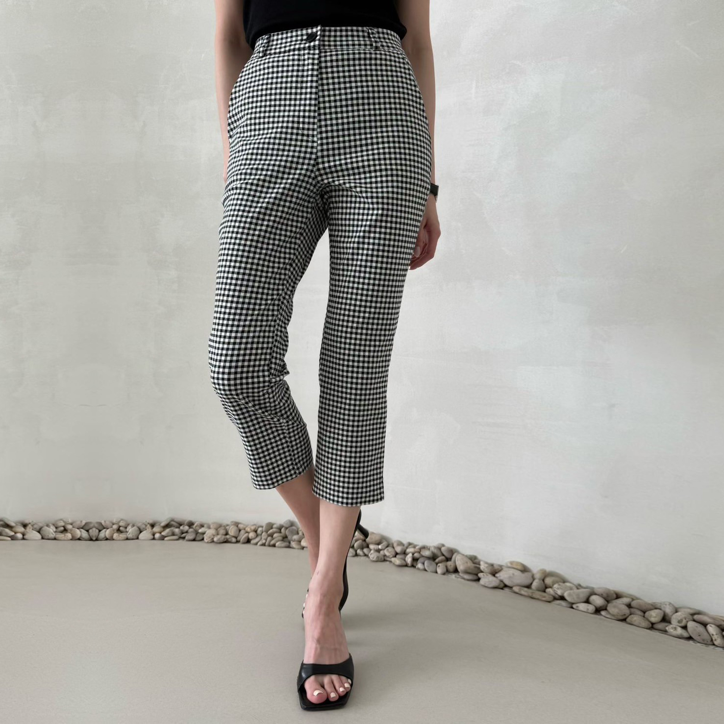 配色黑白格紋彈力卡布里七分褲-S-M