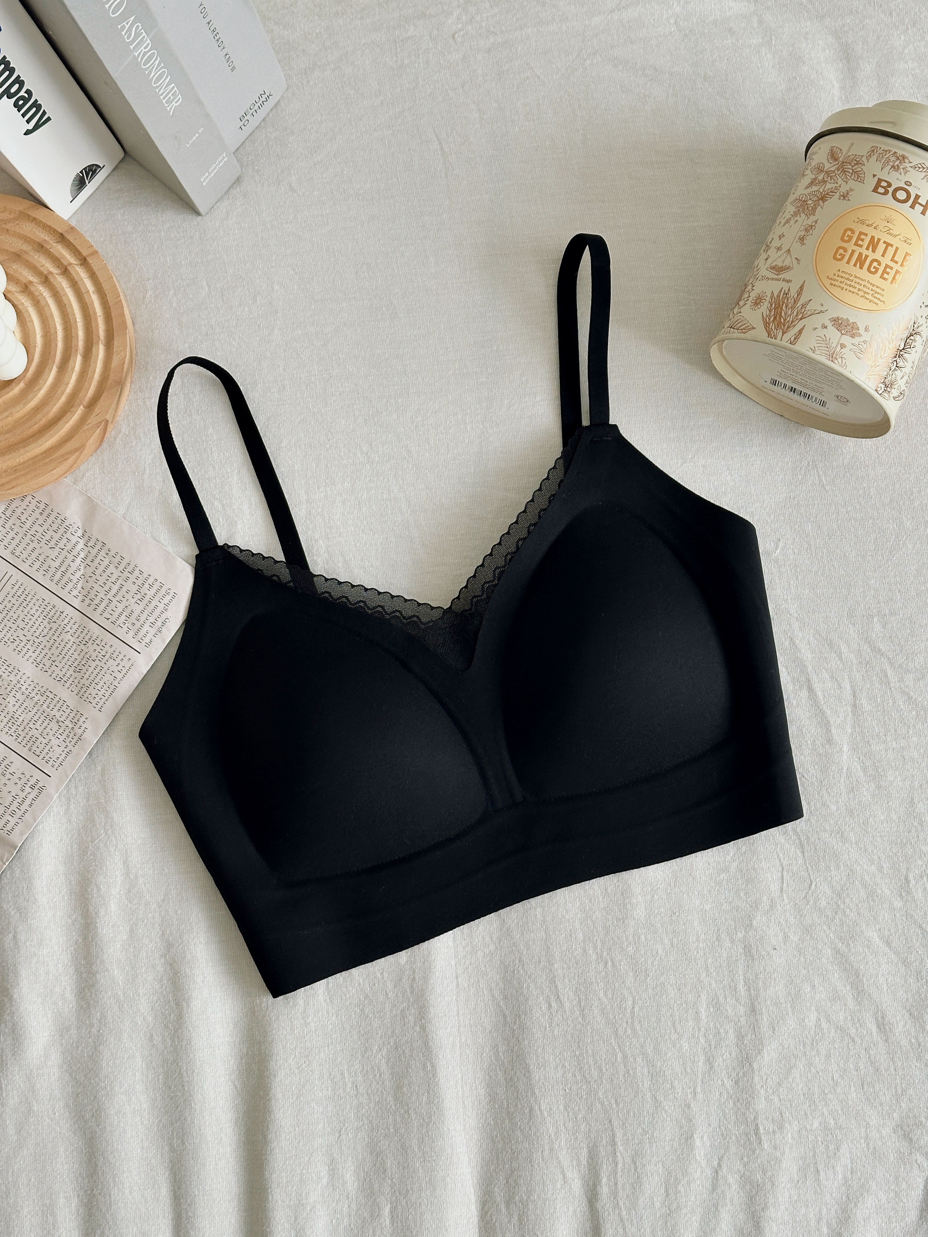 Klaria Lace Wireless Bra Black  -BR25BLK