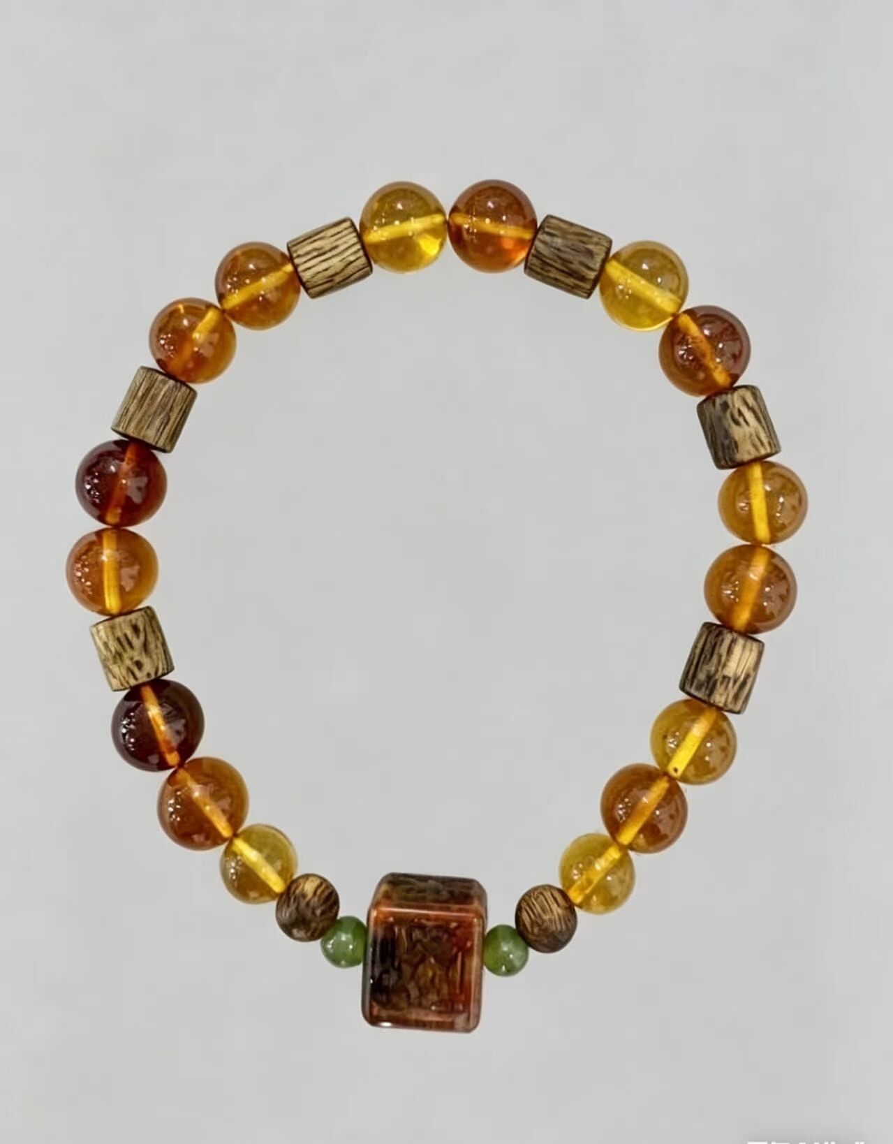 LZ2593 EIGHT DIRECTIONS WEALTH AMBER AGARWOOD FORMATION