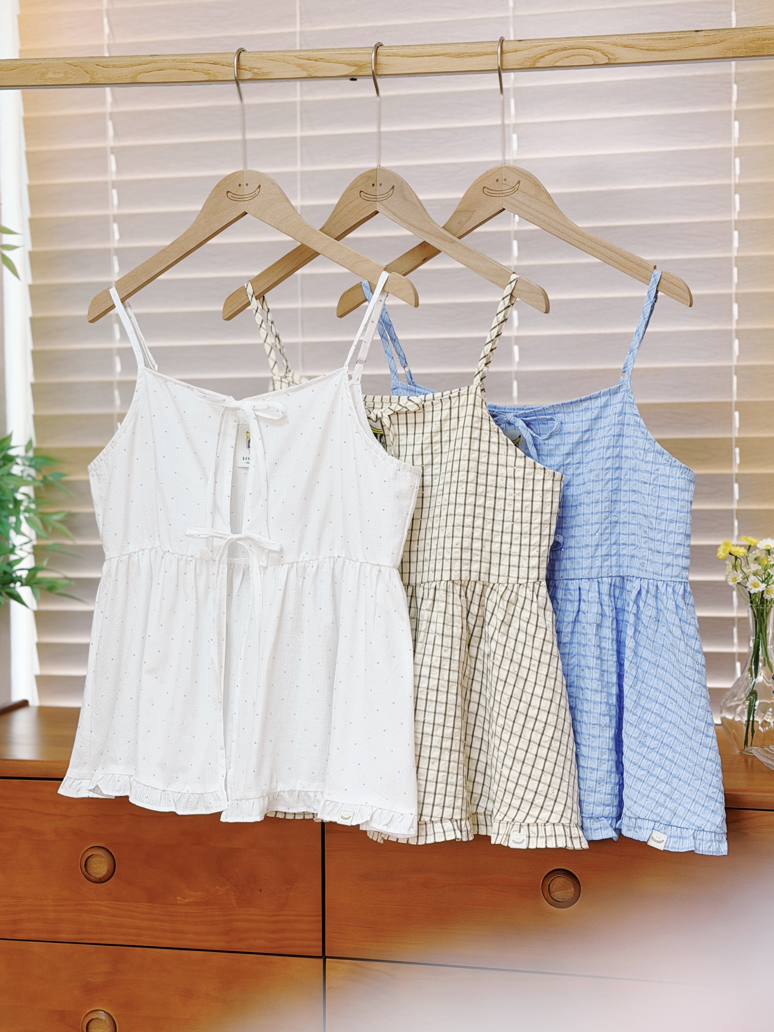 三色 / 水鑽雙蝴蝶結吊帶馬甲 / Rhinestone Double Bow Babydoll Tank