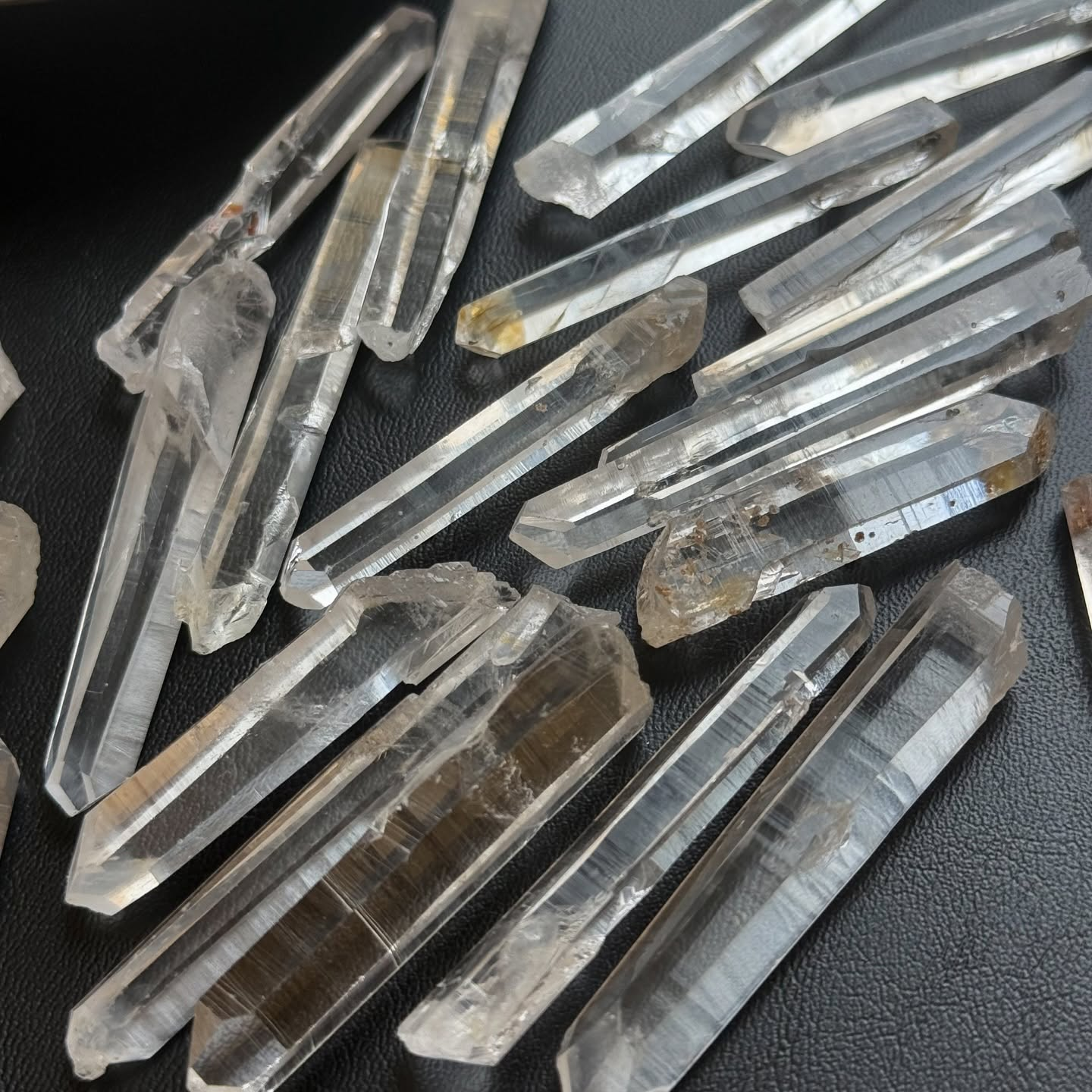 [原石] 雷姆利亞水晶 生長紋 原礦