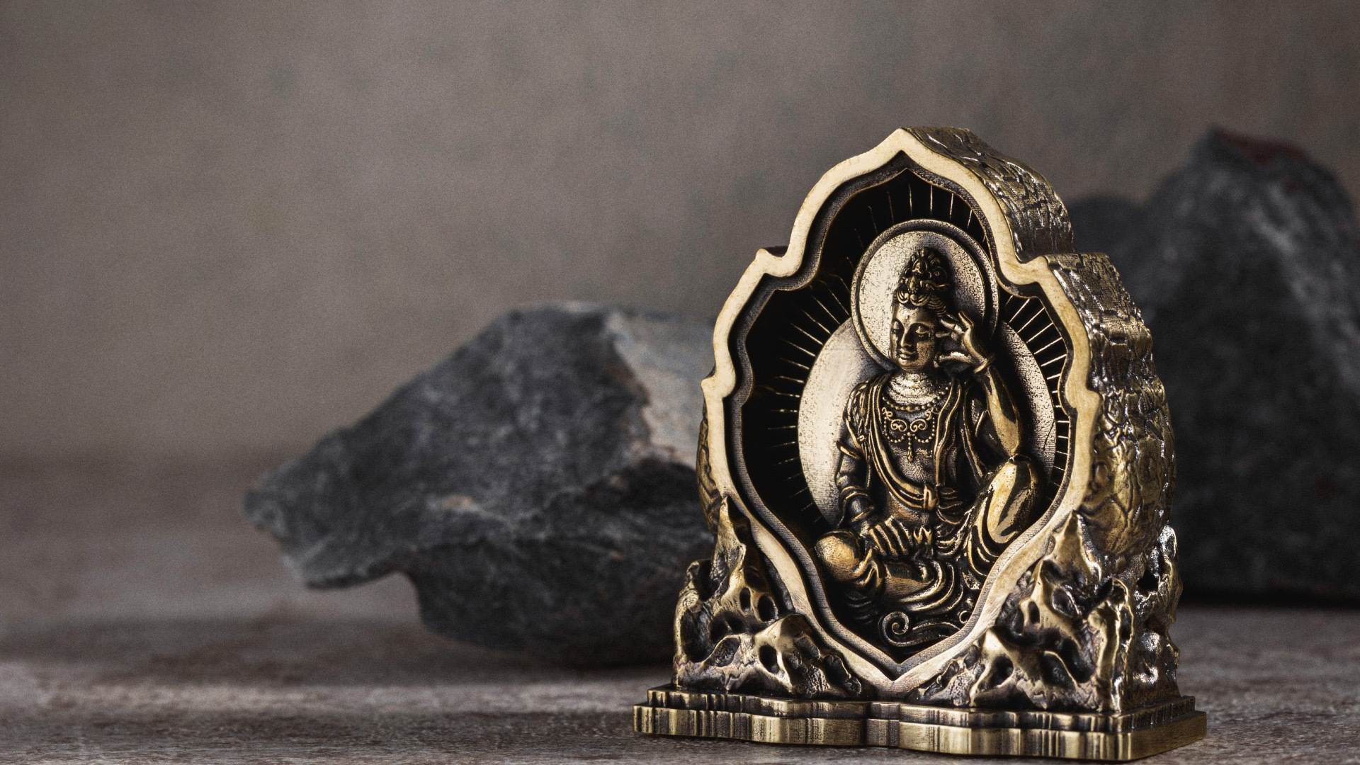 黃銅觀音香龕近照