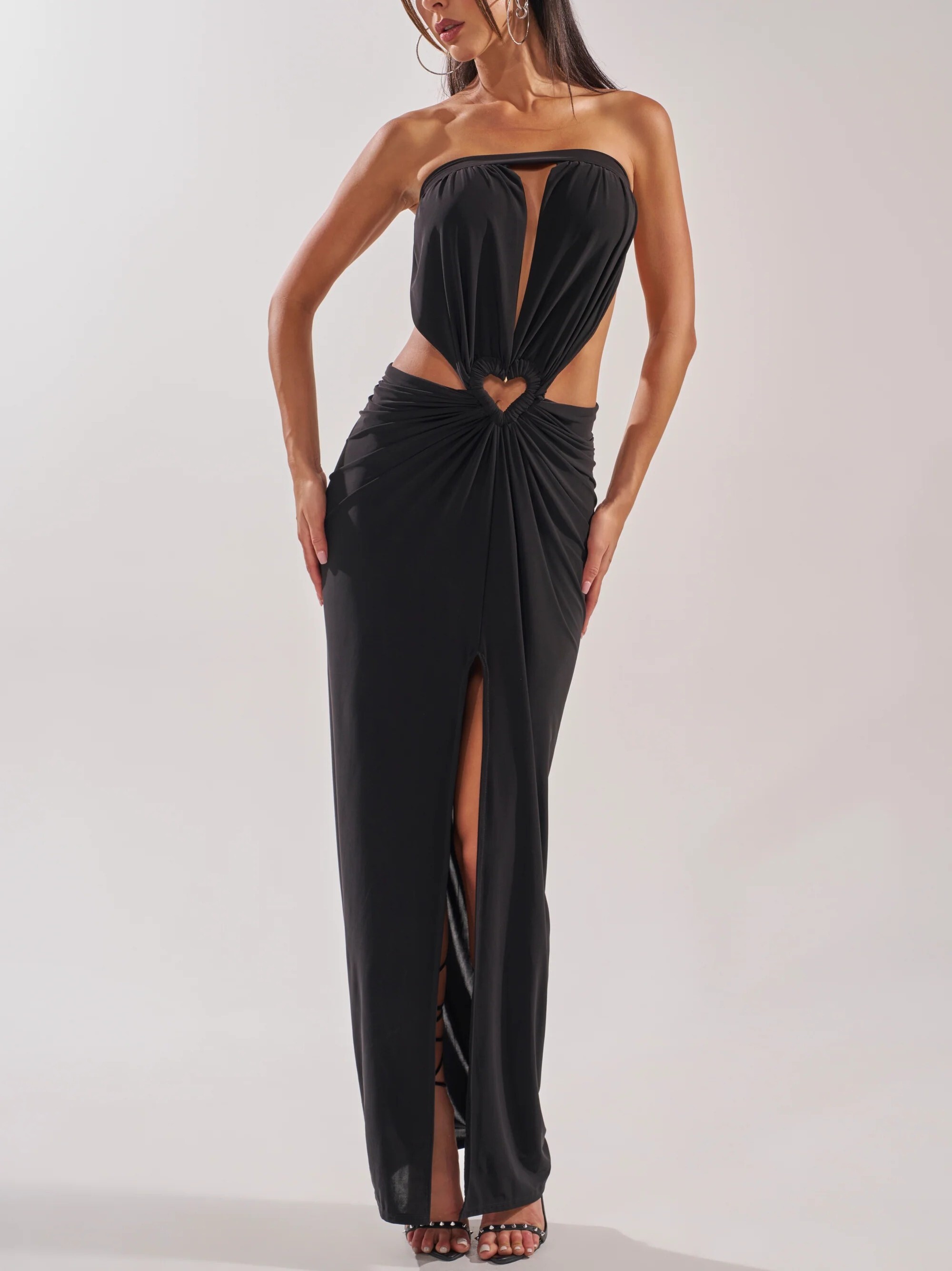 Black Club黑色深V領愛心Cutout露背綁帶 Dress