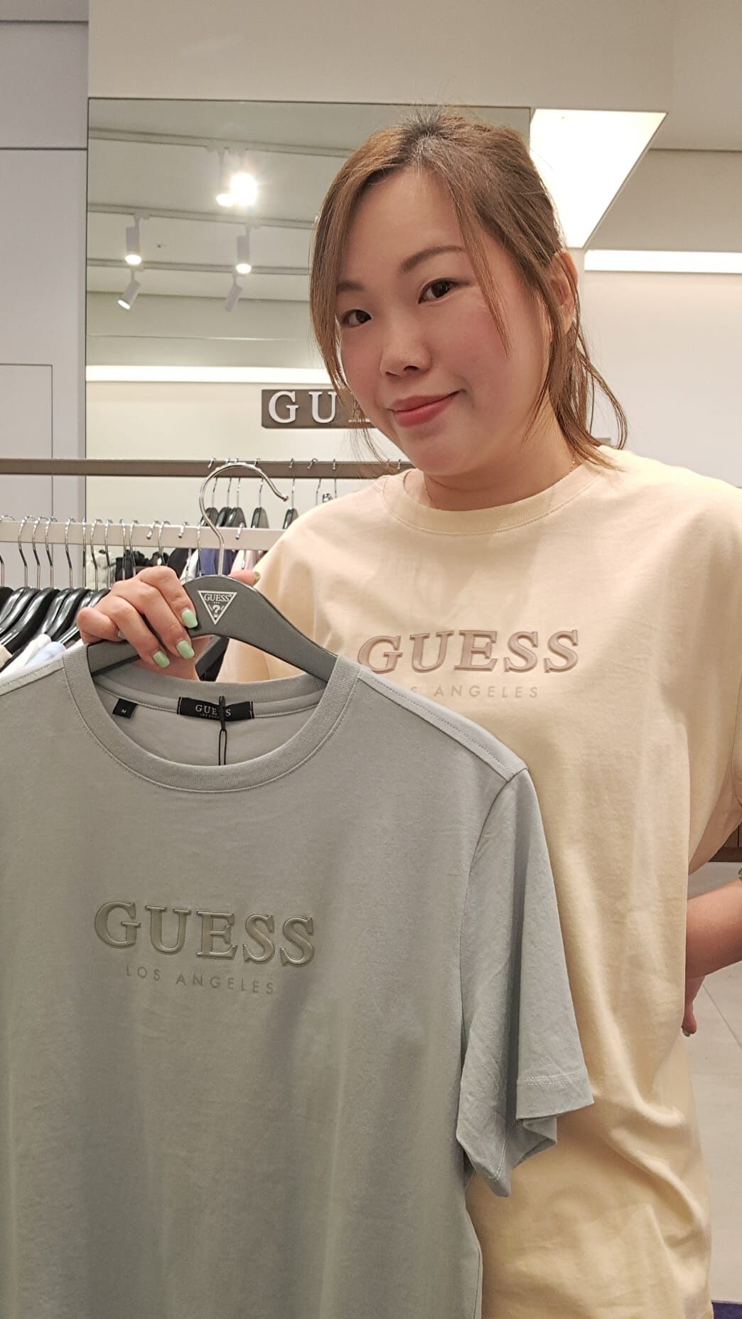 韓國代購 GUESS 10 男女同款TOP