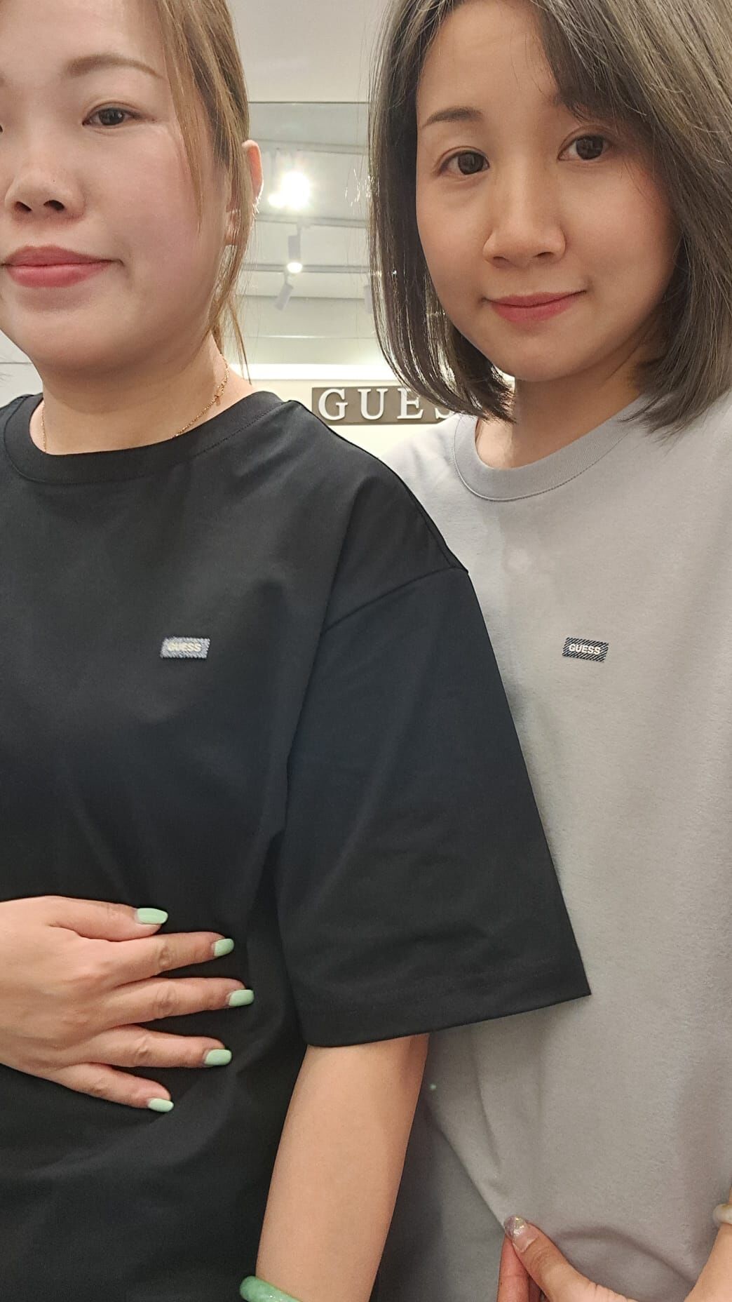 韓國代購 GUESS 04 男女同款TOP