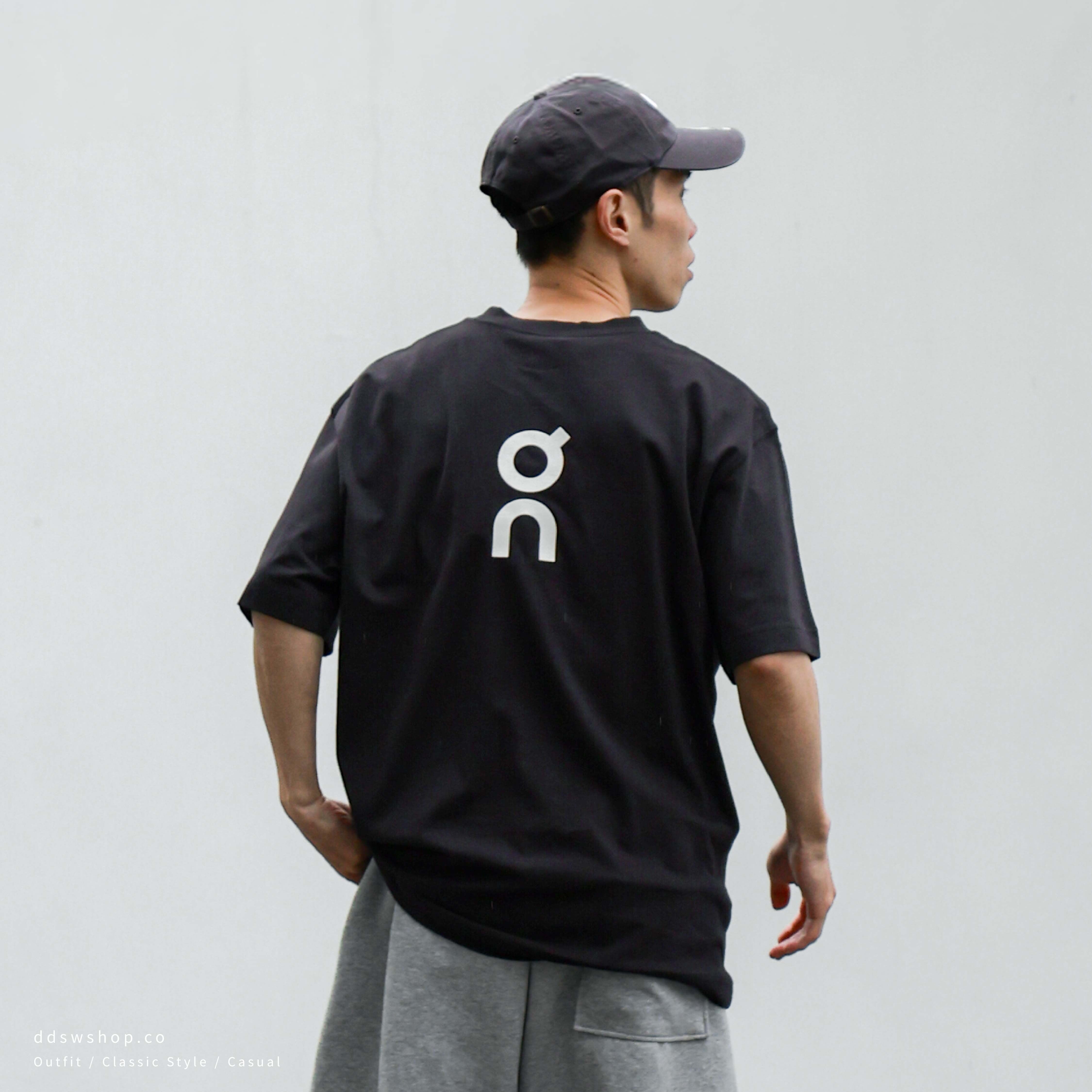 "現貨" On Club T-Shirt 極致親膚 柔軟 寬鬆 素面短袖