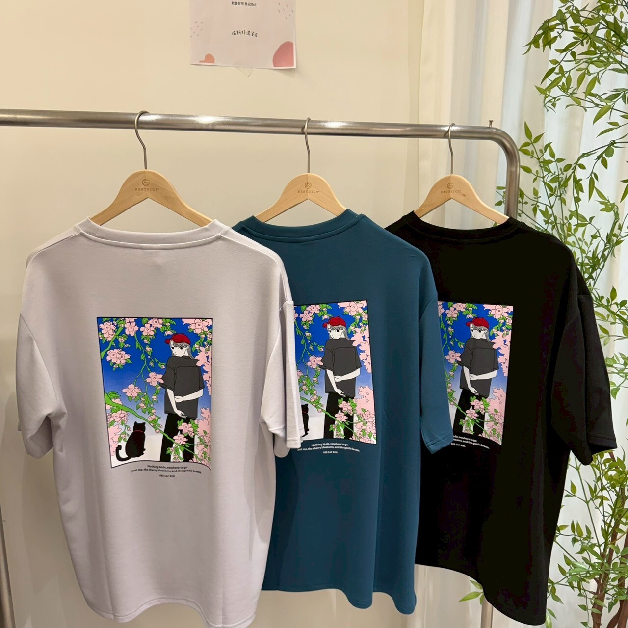 Red Cap Girl 前刺繡黑貓櫻花短T RE26SU11