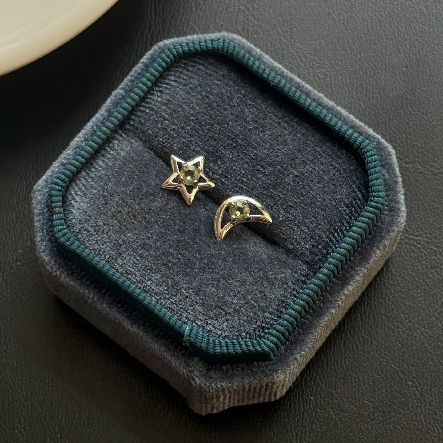 [原石] 捷克隕石 星月 925銀耳環 水晶耳環（附證書）