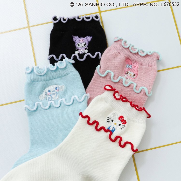 日本 三麗鷗刺繡棉襪 4色