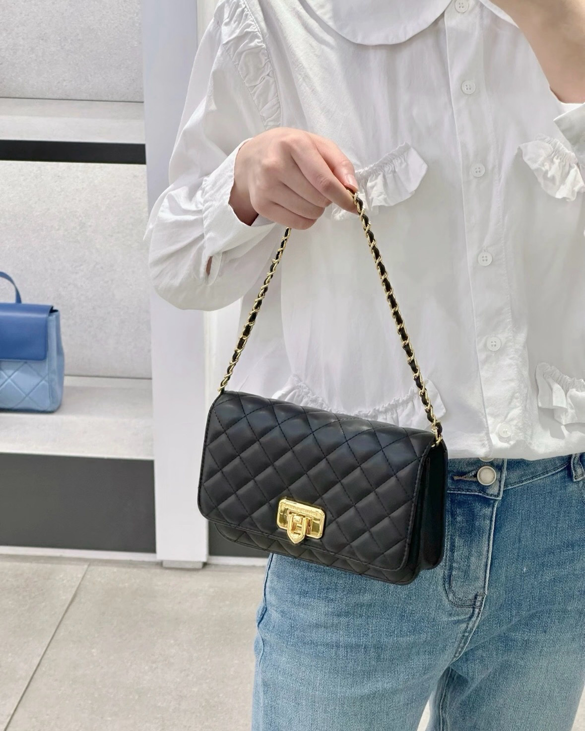 <狂省千元>Charles & Keith 小CK Cressida 菱格 鍊條 手拿包 黑色