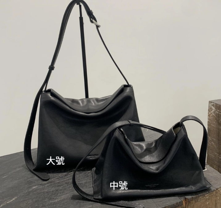 YE061 bucks&leather Pillow 枕頭包 (M size) 羊皮 25*15 底寬12cm