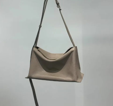 YE059 bucks&leather Pillow 枕頭包 (L size) 羊皮 30* 19cm 底寬14cm