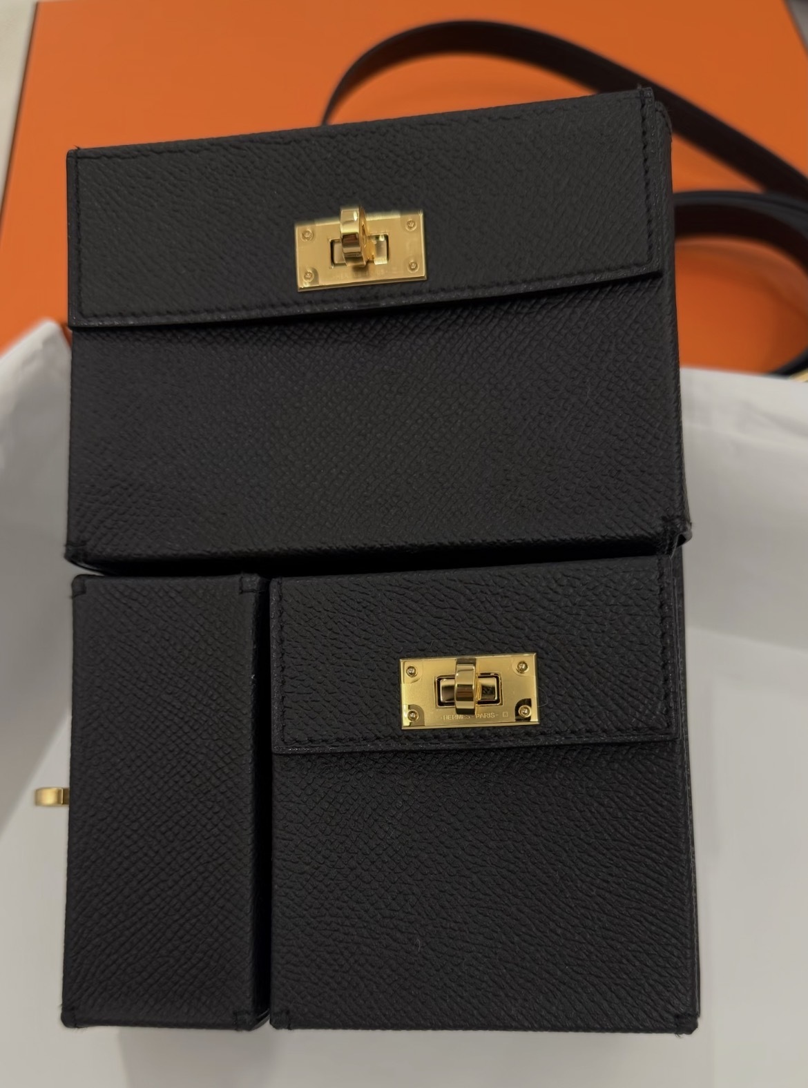 Kelly multipocket to go pouch 89 noir cc epsom