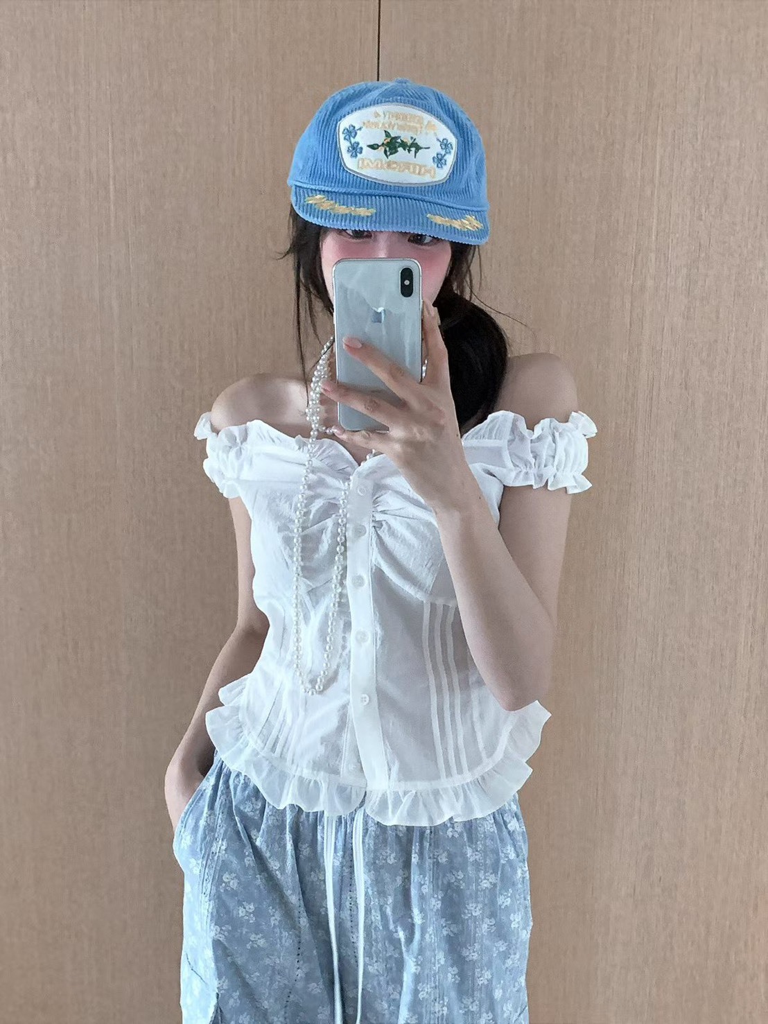 可露肩開釦背心