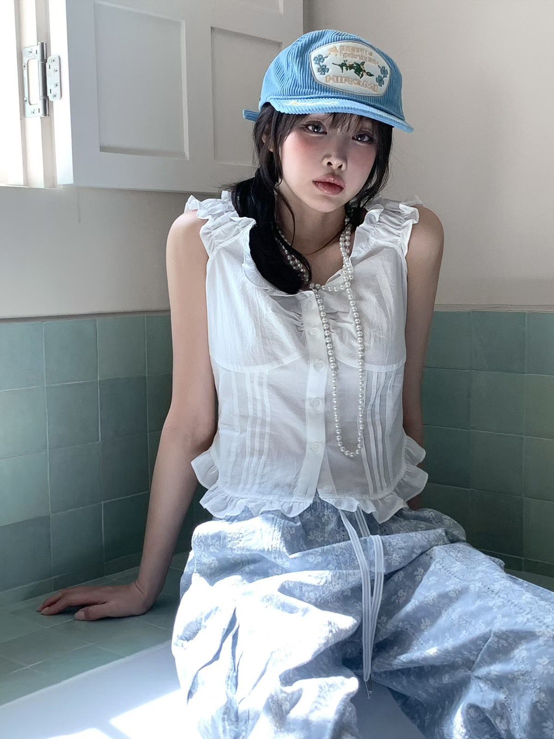 可露肩開釦背心