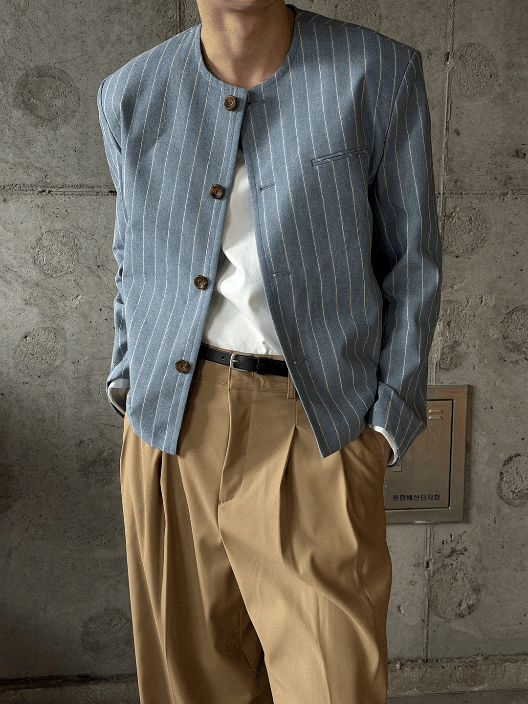 Blin 圓領亞麻外套