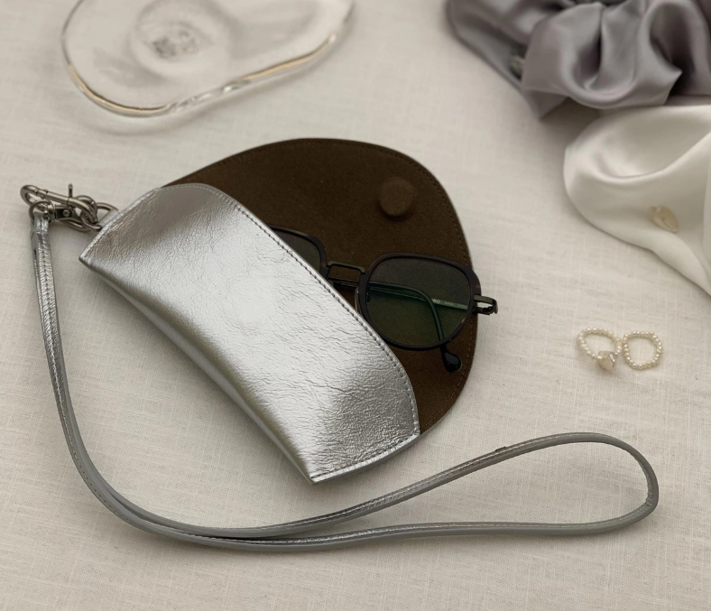 YE068 bucks&leather Eyewear Pouch *17*8*3cm*