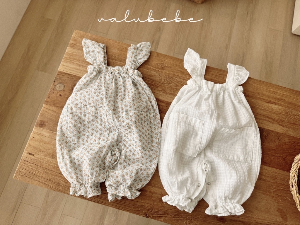 正韓夏valu_bebe 嫩嬰雙口袋米白/碎花包屁連身衣