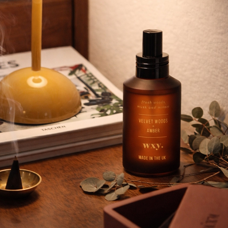 WXY - Fragrance Spray（Velvet Woods + Amber）