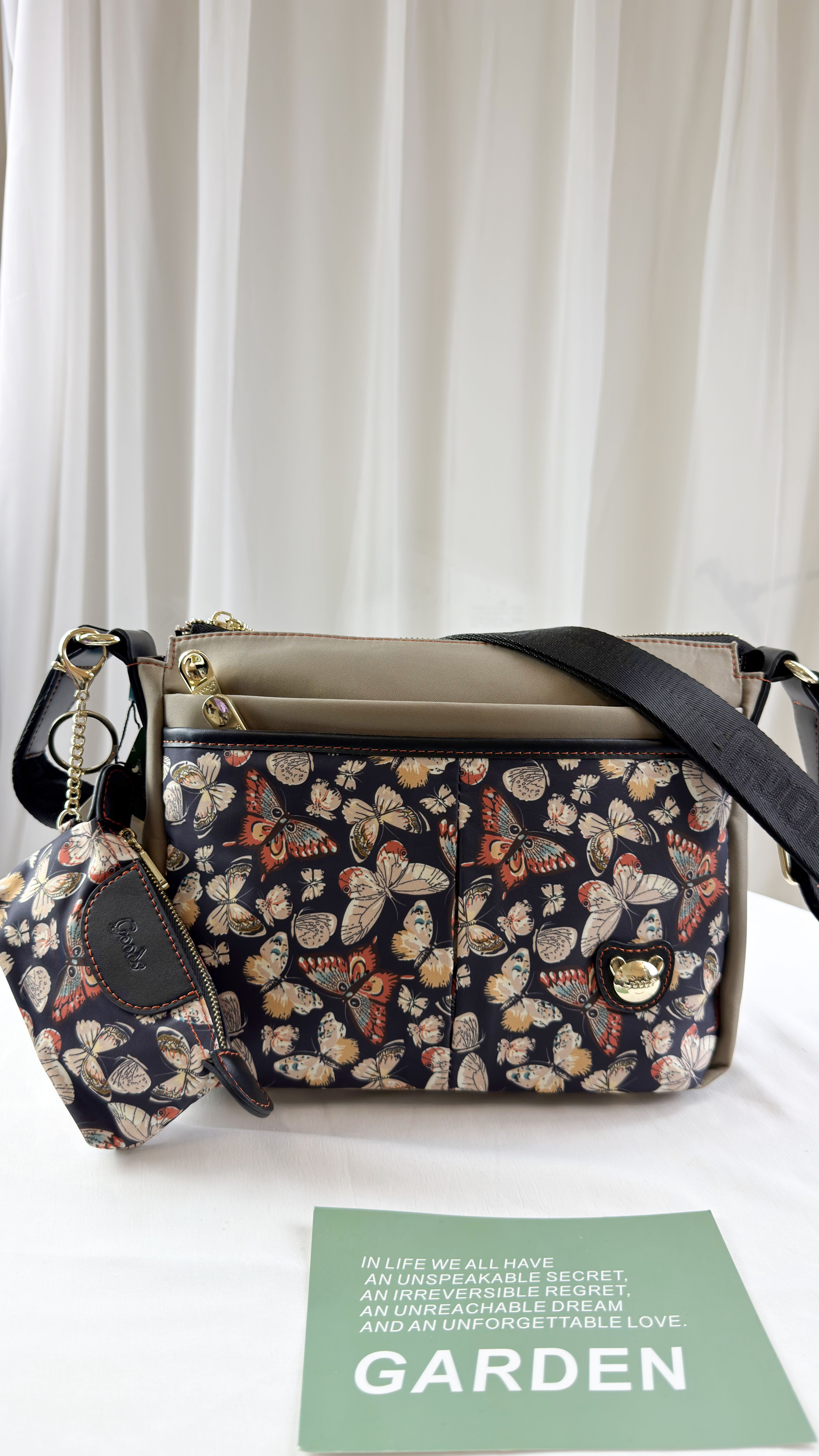 GOODS 奶茶花拼色防潑水側背包   #2814