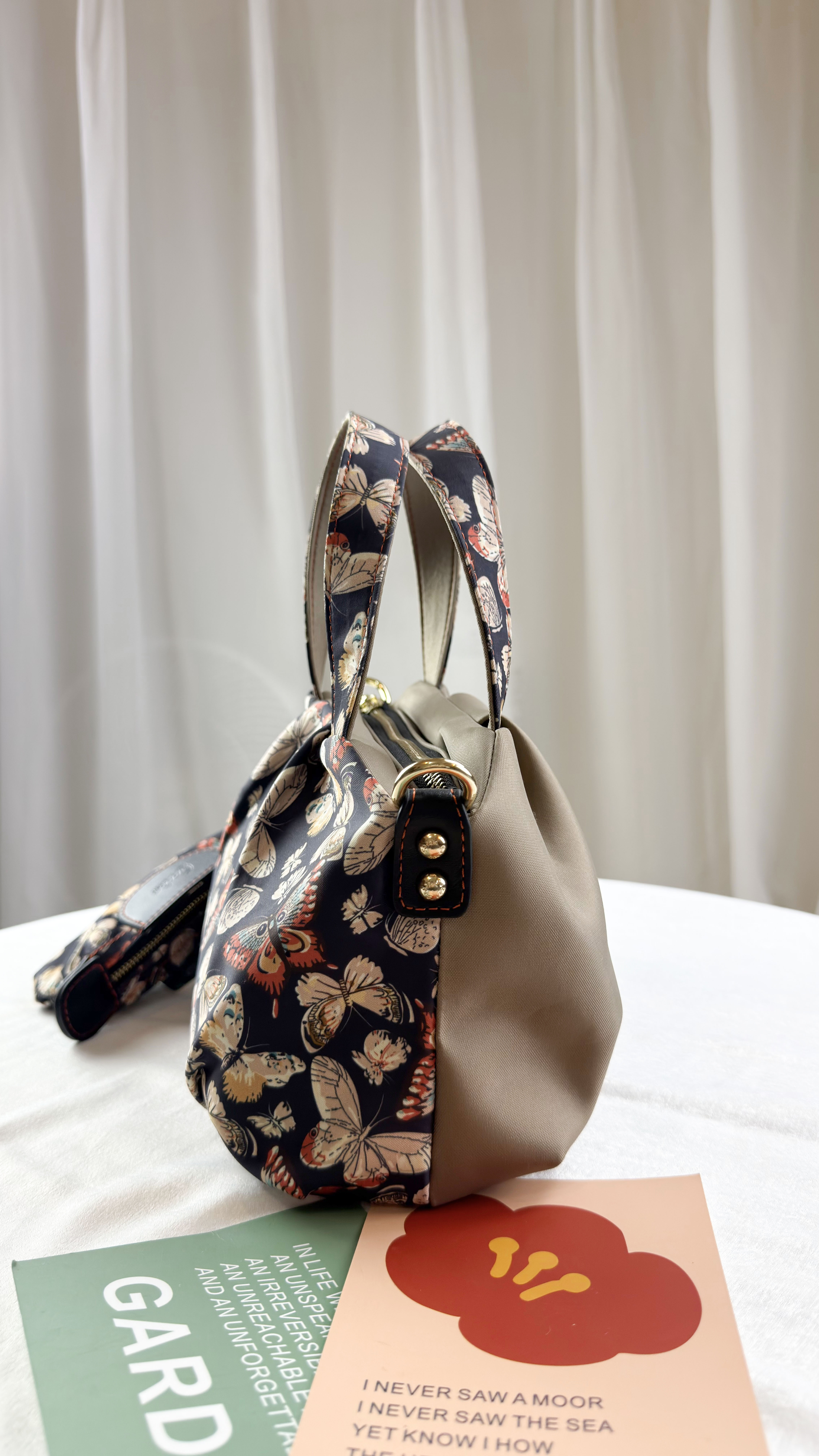 GOODS 奶茶花拼色防潑水手提包 / 側背包 #2218