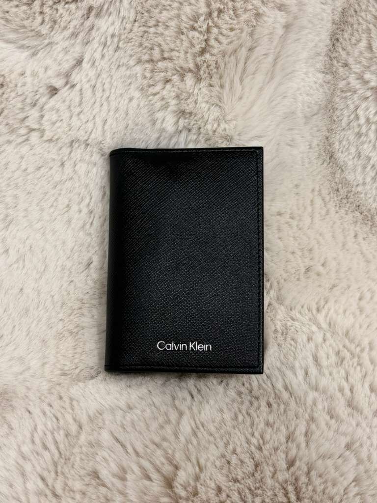 OBS434 CALVIN KLEIN 薄身短銀包 10x9cm