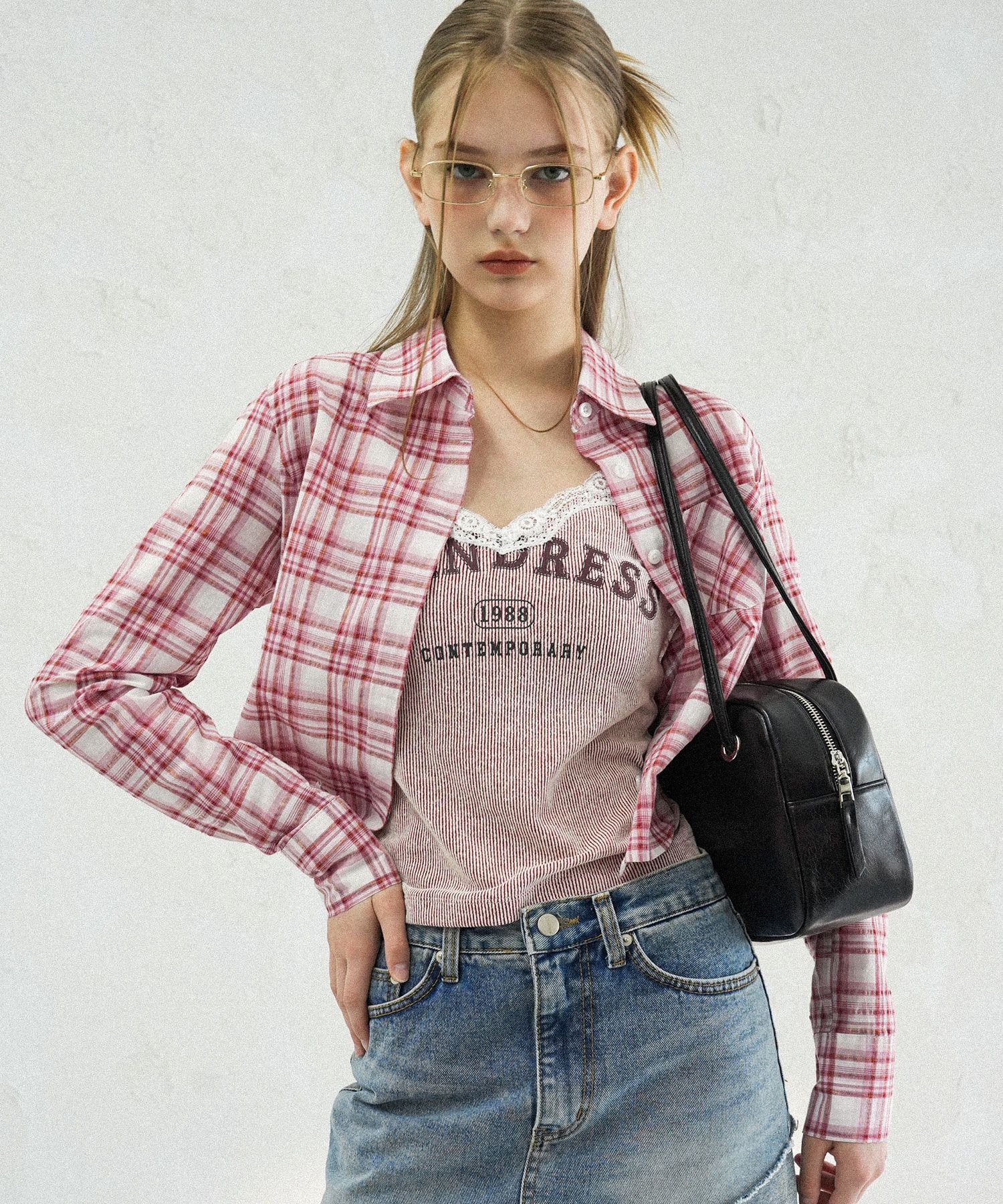 AVANDRESS 復古蕾絲無袖上衣 AD42TS22BK