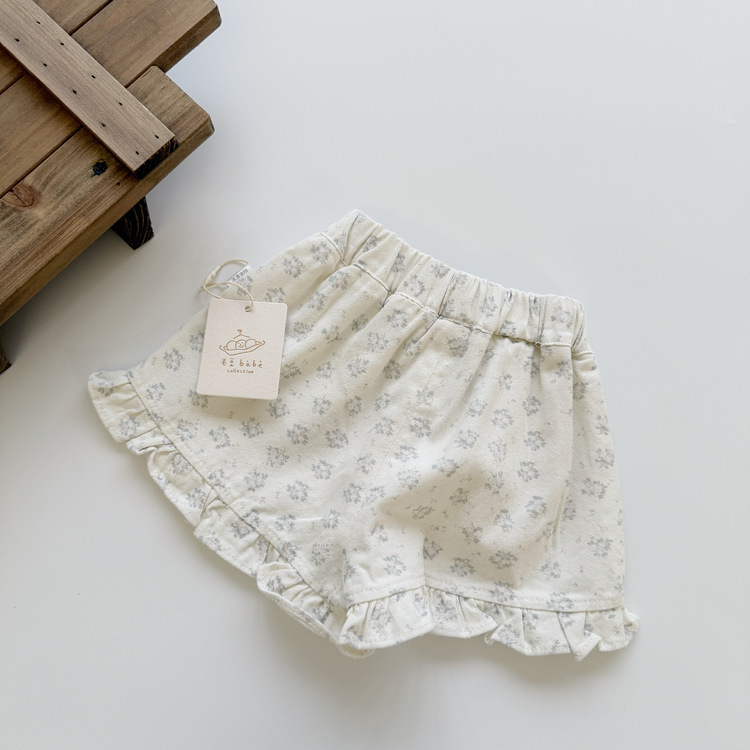 小碎花花邊短褲