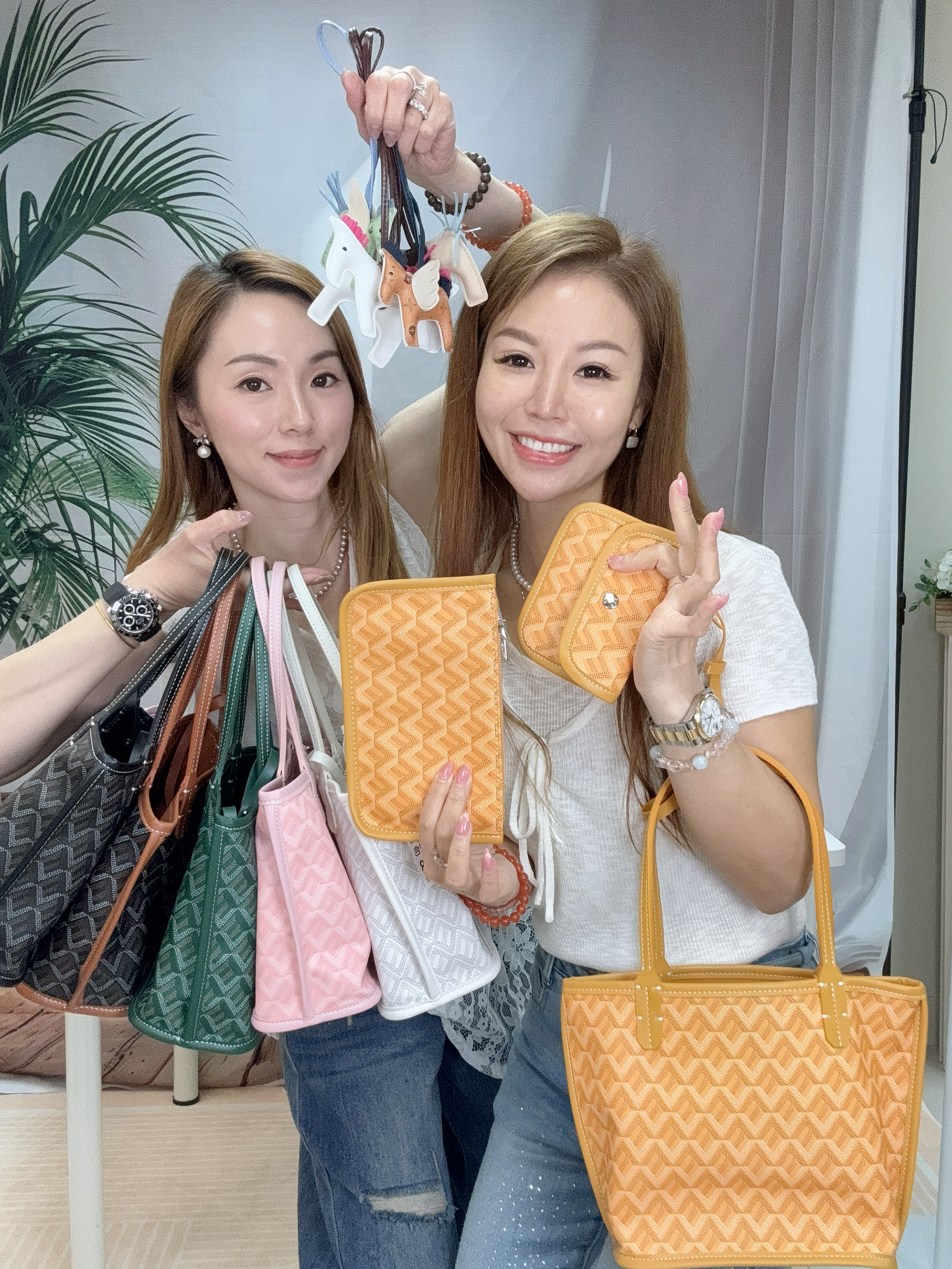 (A) 經典款狗牙包(小) (六款顏色) (額外再送馬仔吊飾1個) - EMO #EM1