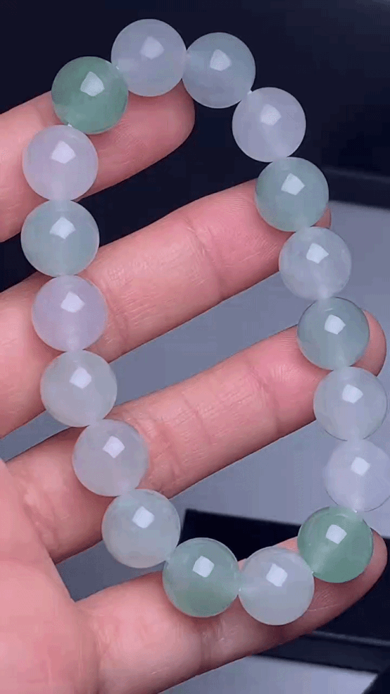 329417 翡翠冰種雙彩手串 (10.6mm直徑)