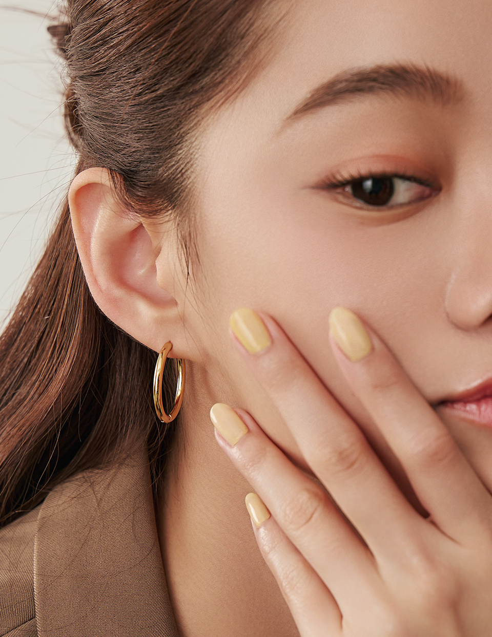 【鈦鋼】極簡光面圓圈。針式耳環-20mm(金)