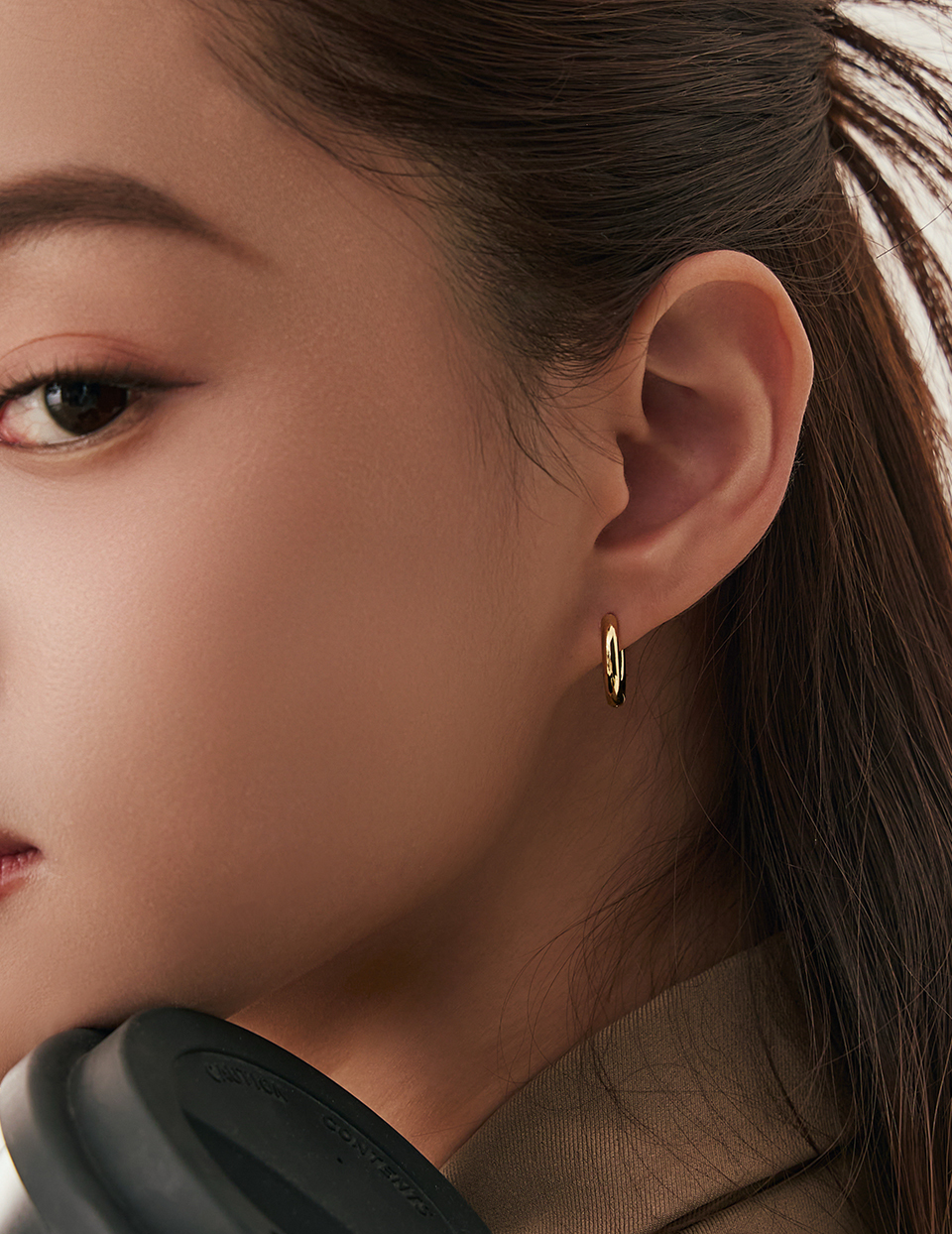 【鈦鋼】極簡光面圓圈。針式耳環-10mm(金)