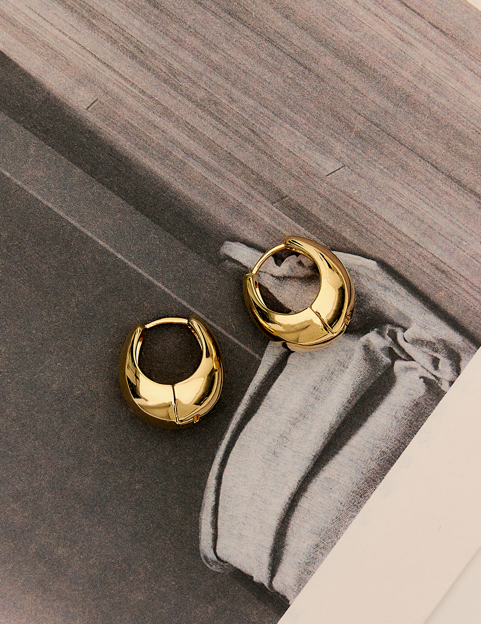 立體厚感。針式耳環-L(金)