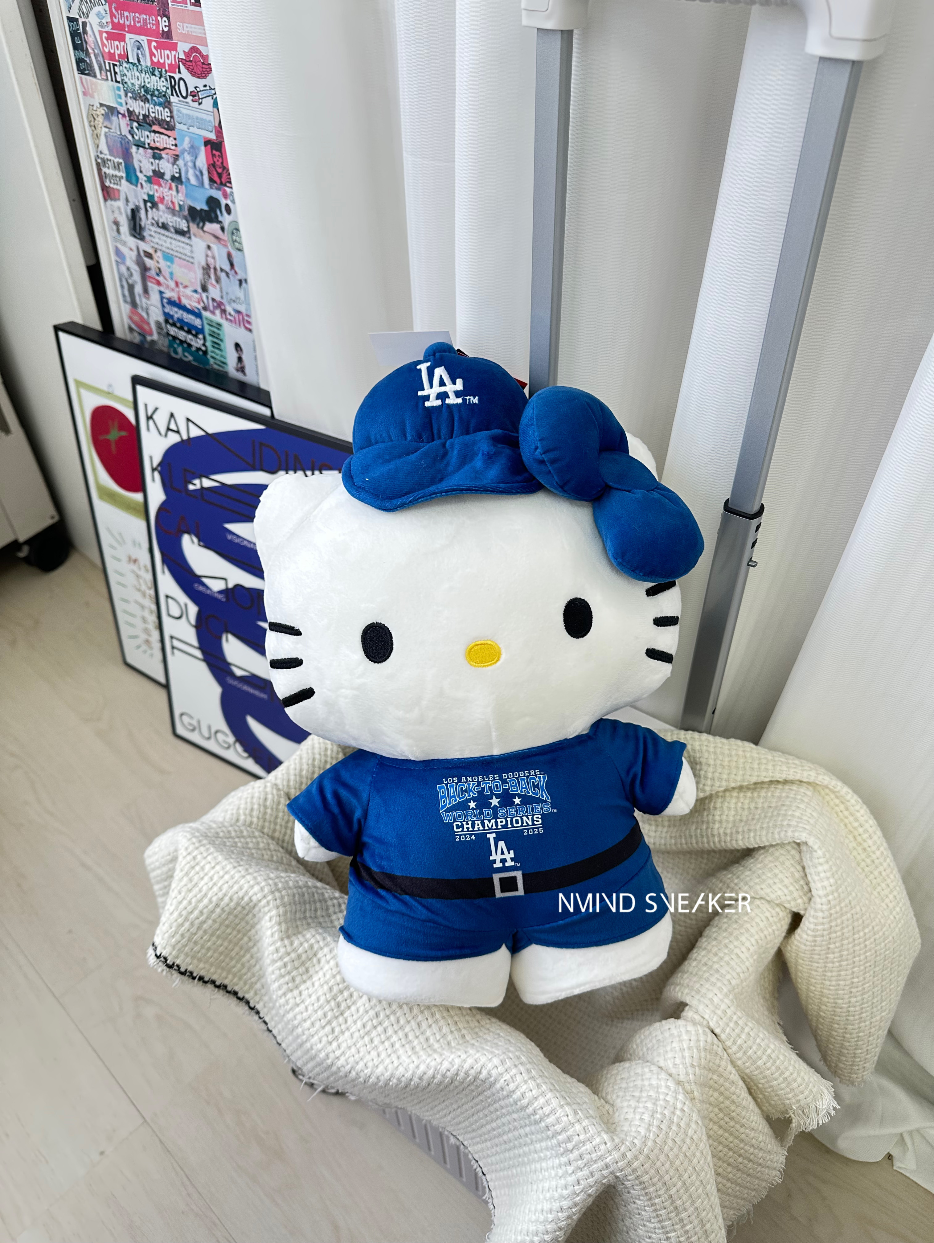 <球員版KITTY> 2026 道奇隊球員版 Hello Kitty